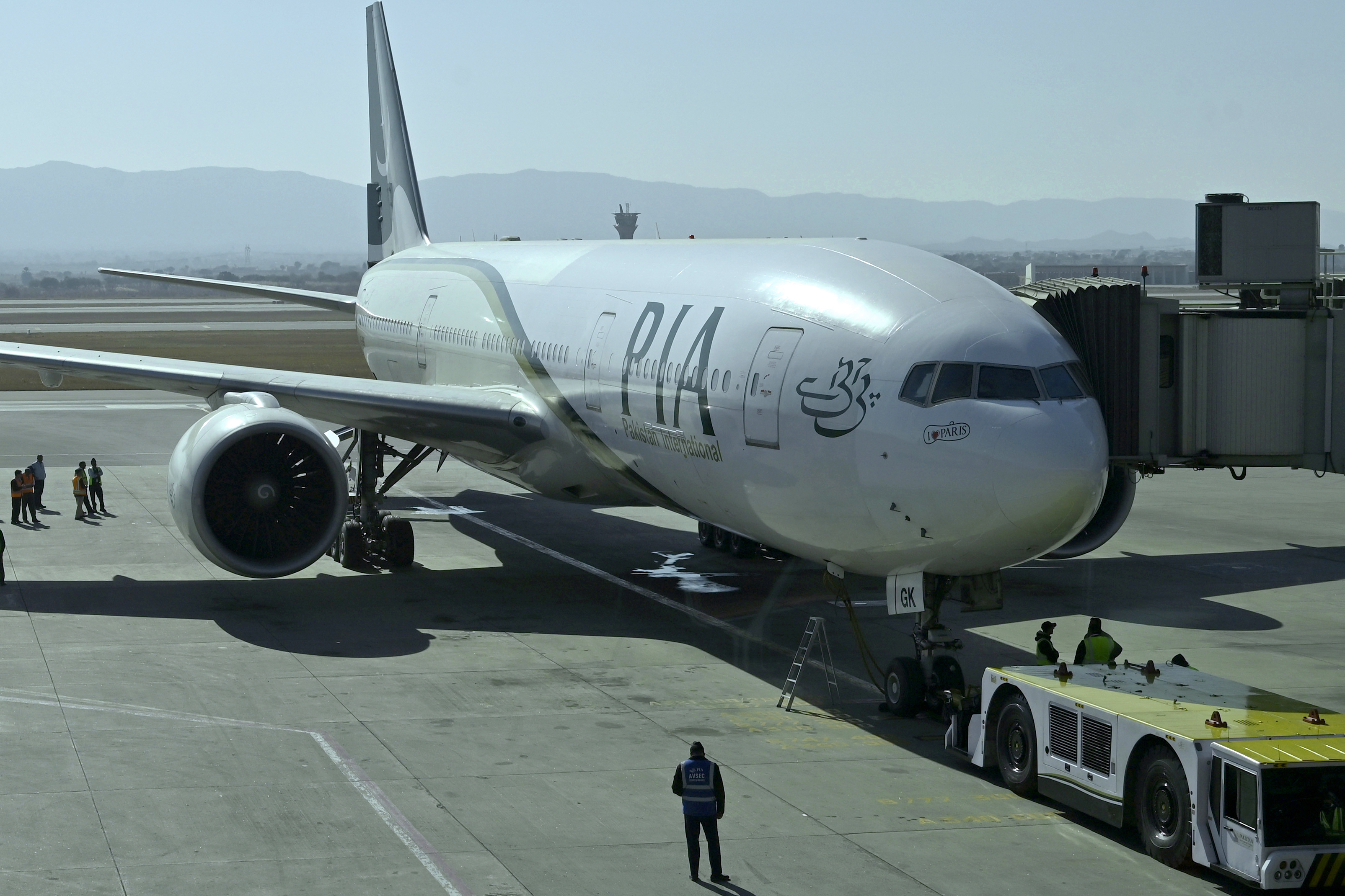 The state-run Pakistan International Airlines plane preparing to take-off for Paris after the airline resumes direct flights to Europe after the EU lifted a four-year ban in January this year. [AP Photo]
