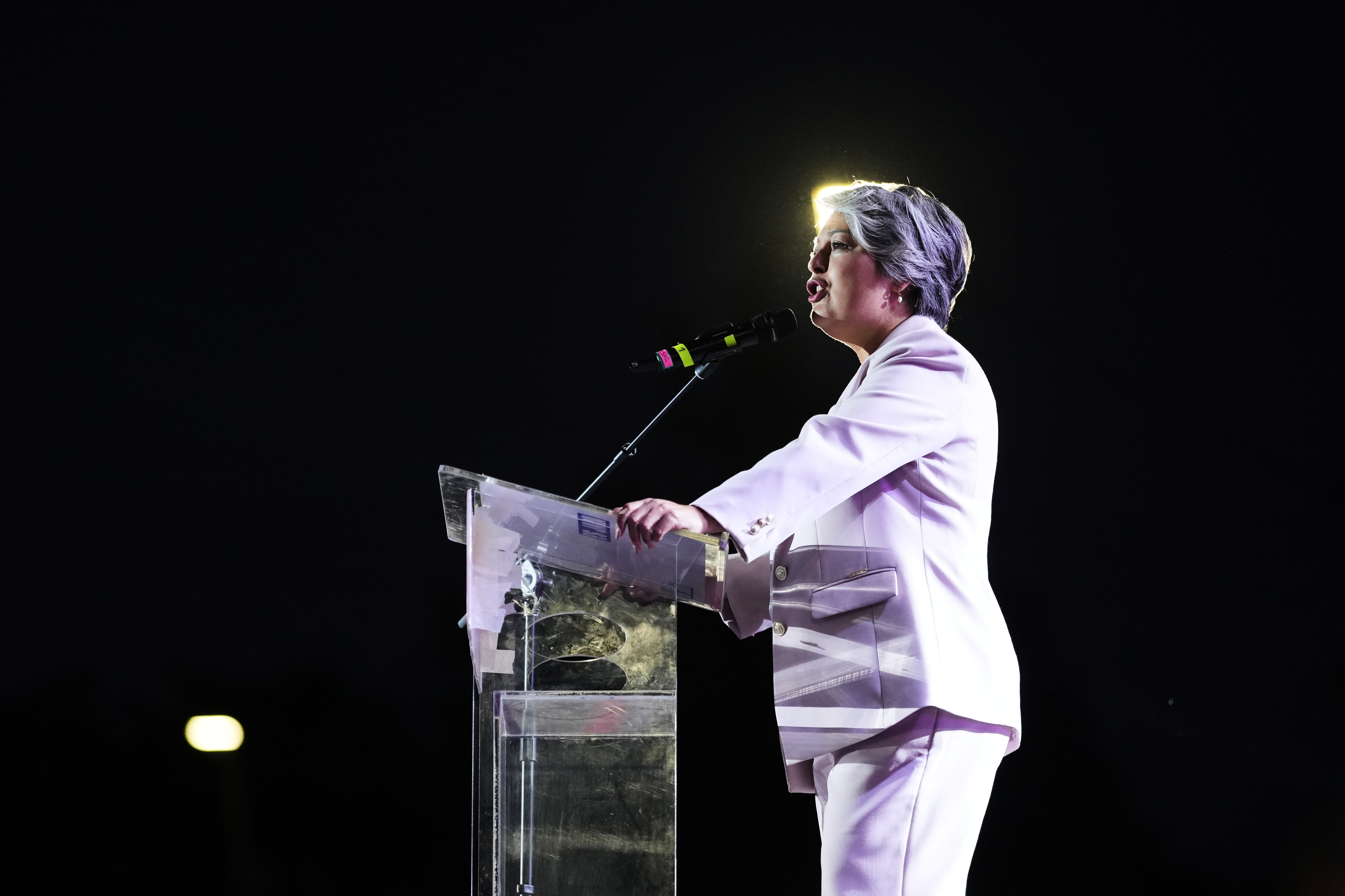 Jeannette Jara gives a campaign speech