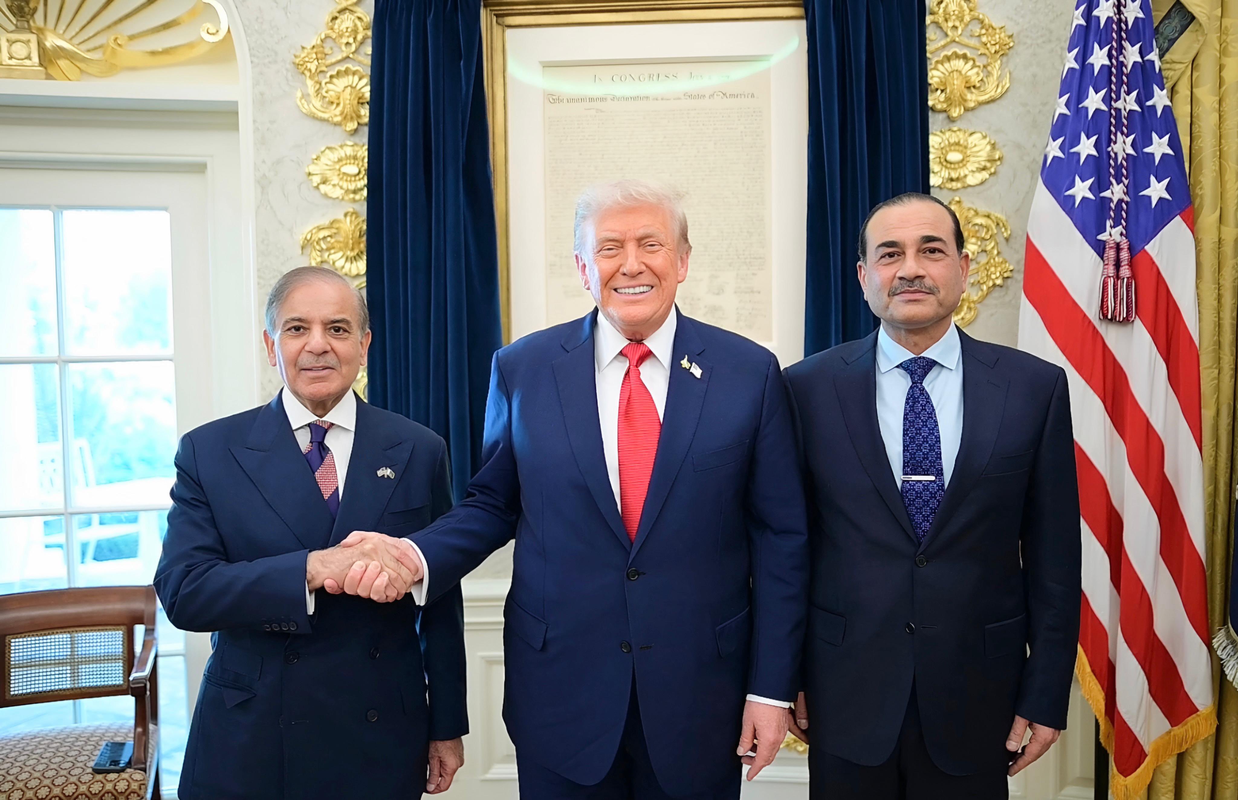 Prime Minister Muhammad Shehbaz Sharif and Field Marshal Syed Asim Munir Chief of Army Staff met President of the United States, Donald Trump in White House in Washington DC in September. [Handout/Courtesy Government of Pakistan]