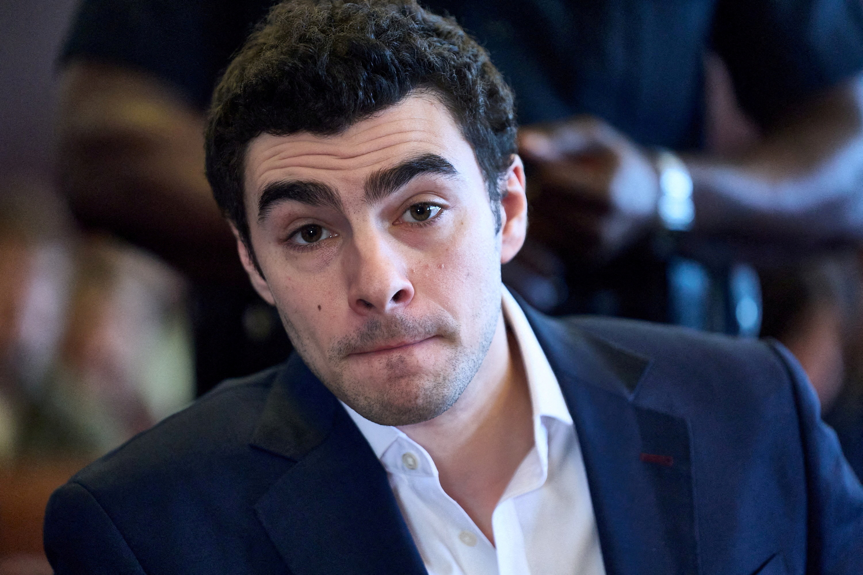 Luigi Mangione appears in Manhattan Supreme Court for a suppression hearing