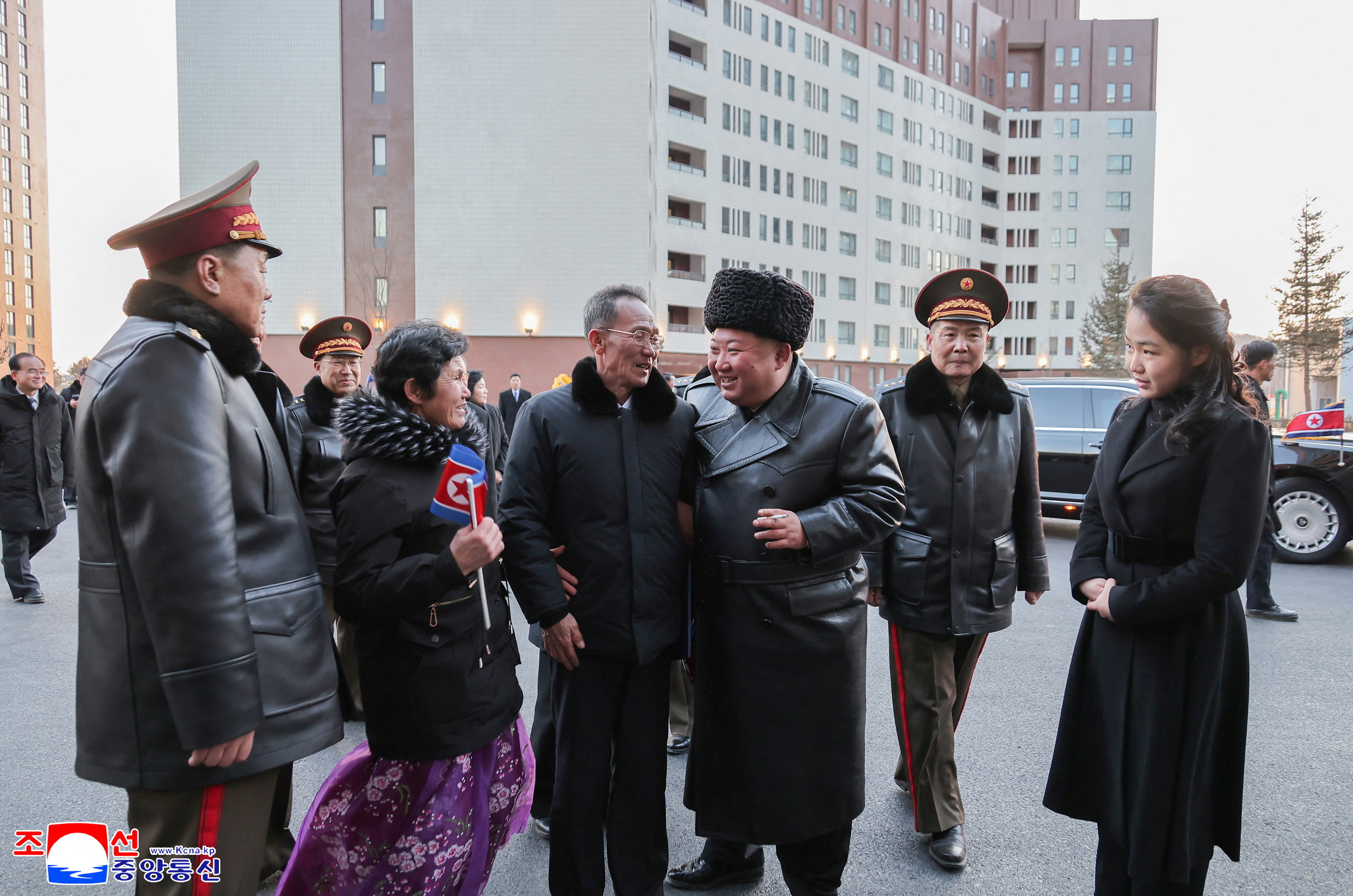 Kim Jong Un unveils homes for families of fallen soldiers