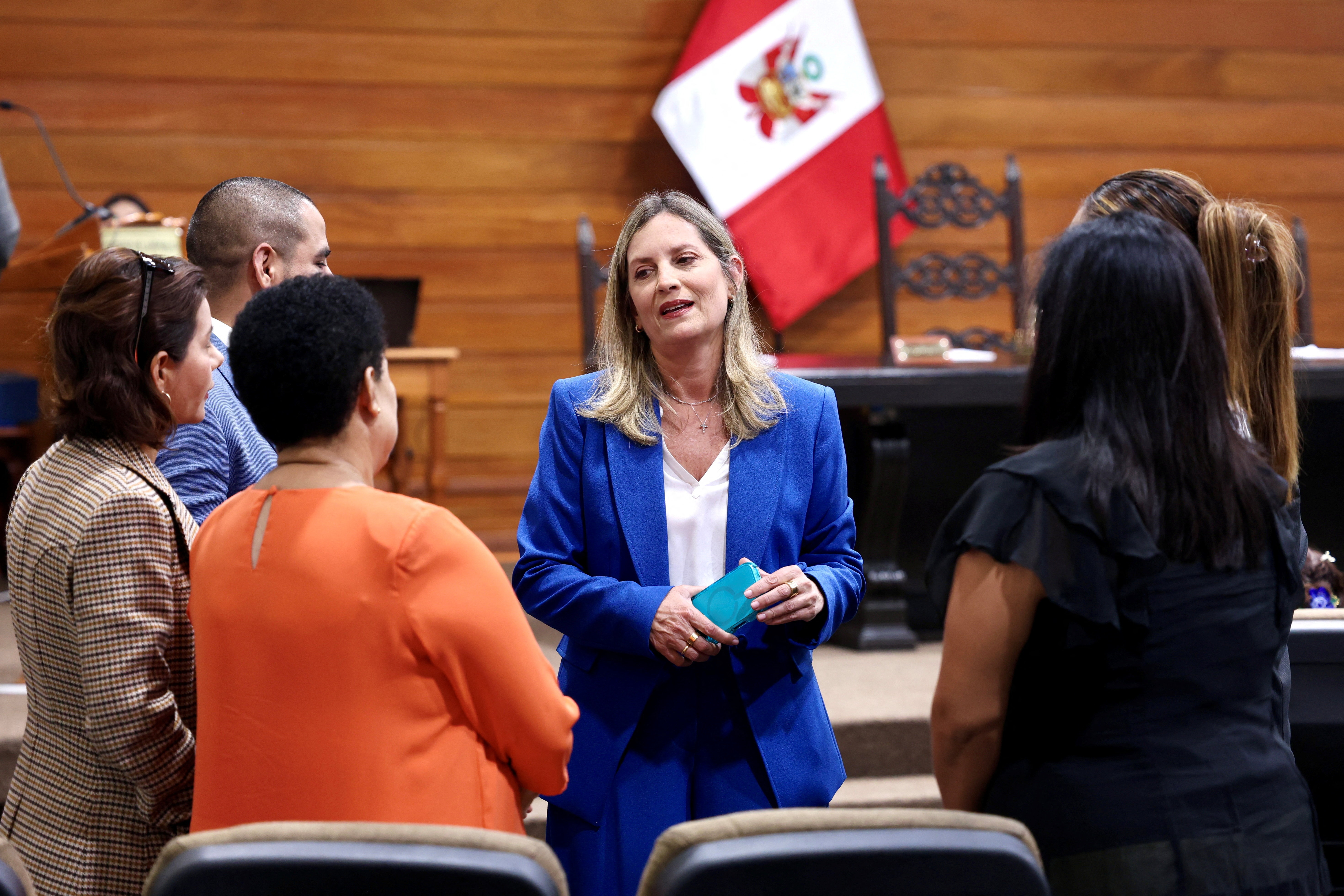 Maria del Carmen Alva in Congress