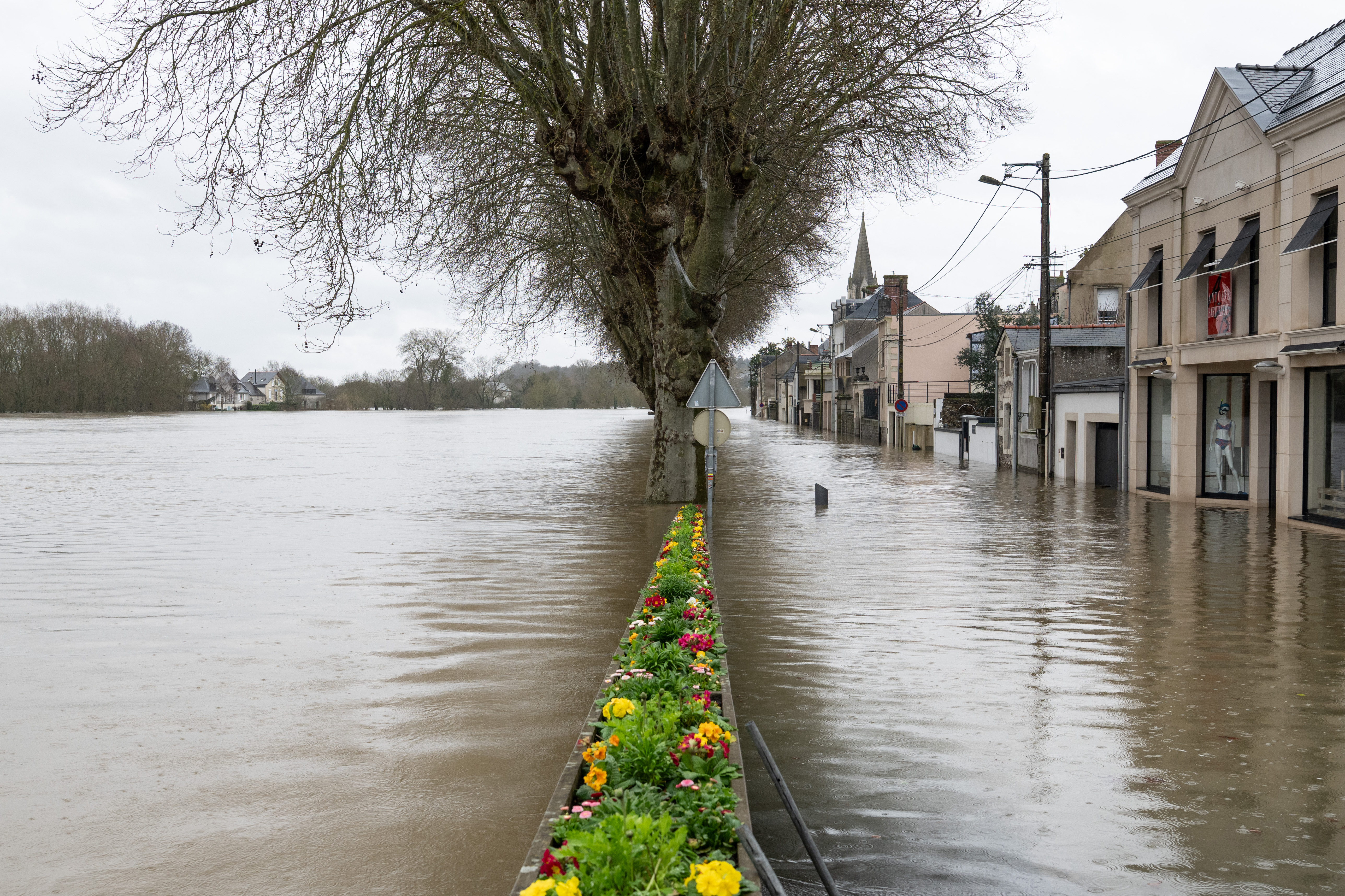 France hit by record 35 days of rain