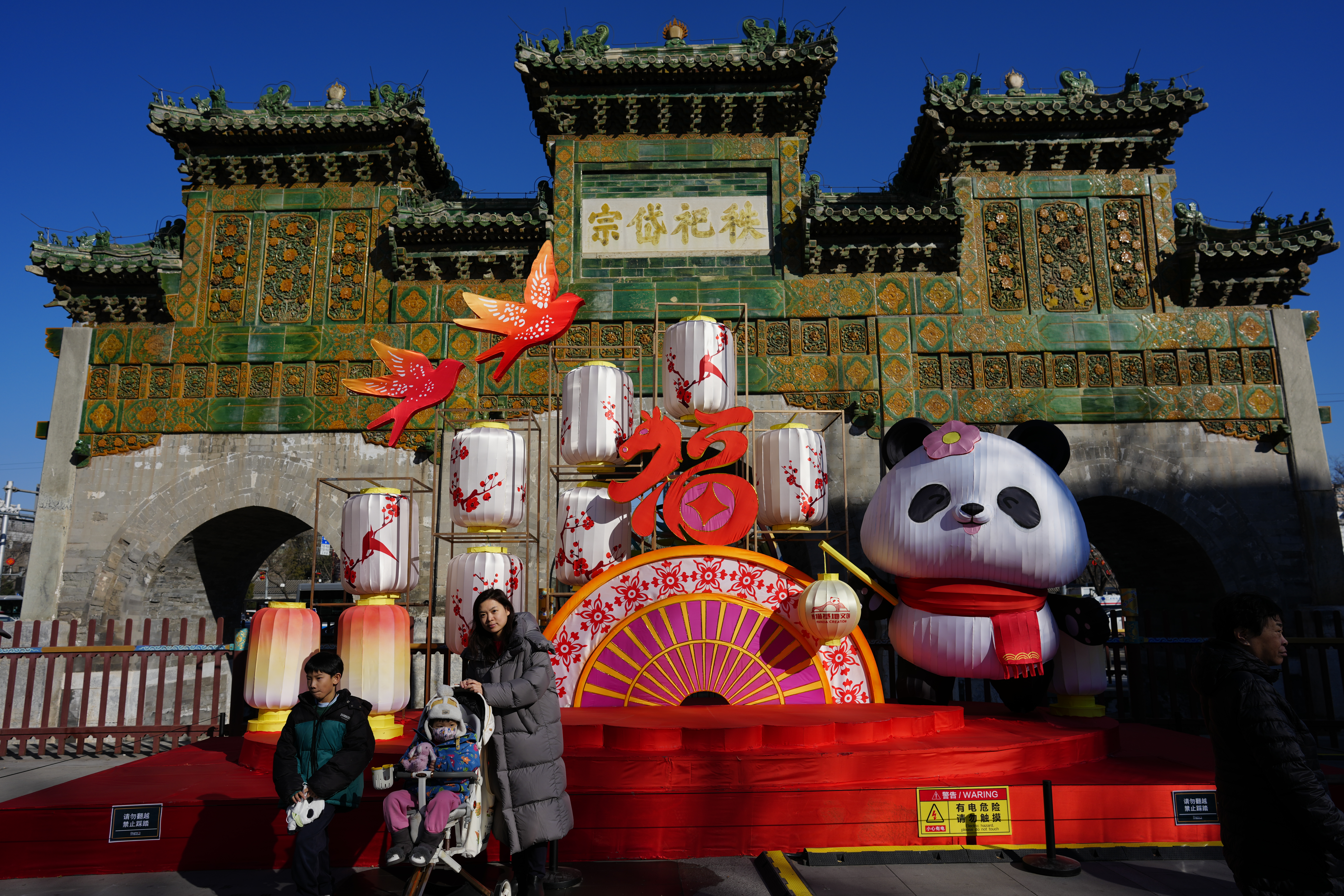 Global celebrations welcome the Year of the Horse with fireworks