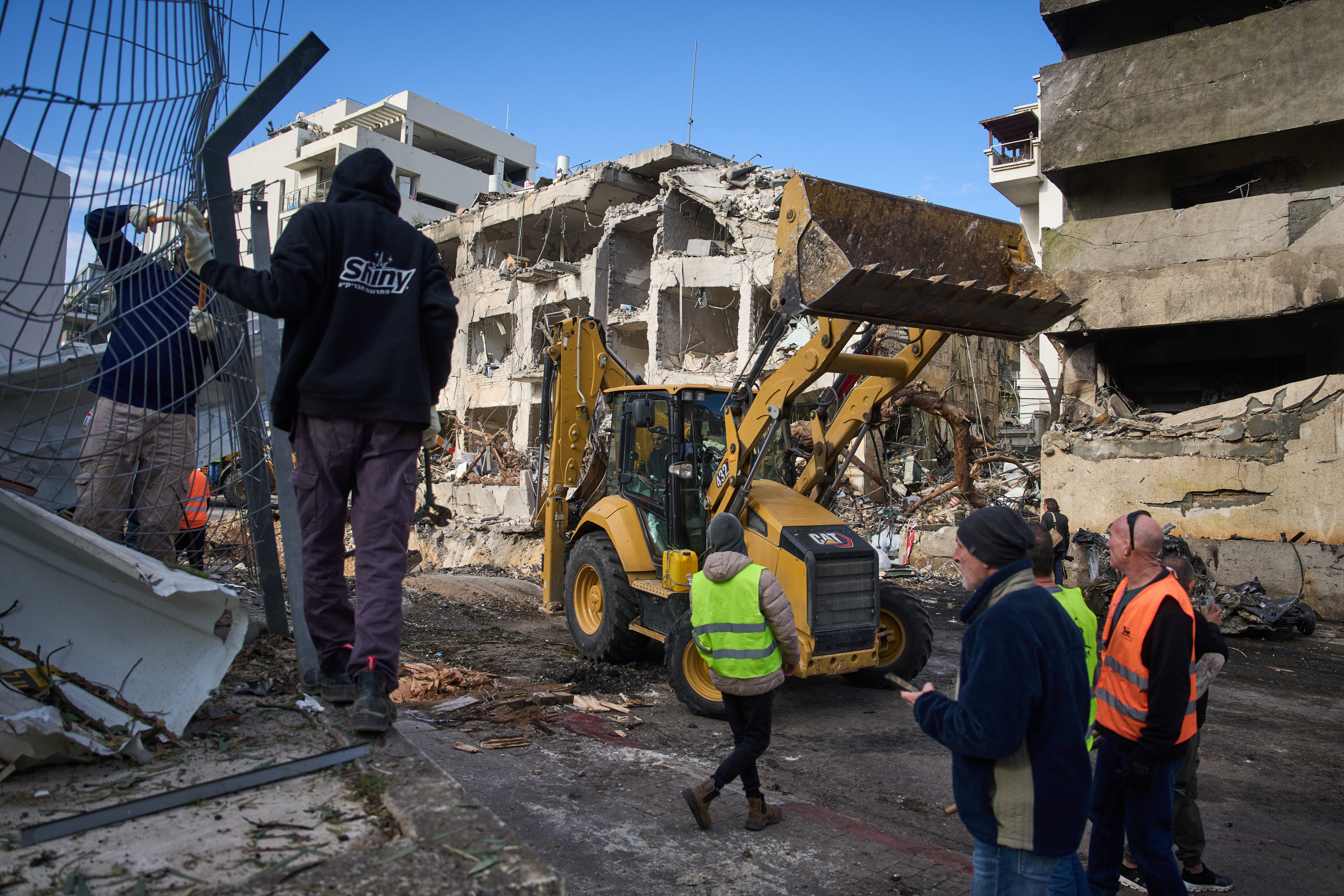 Iranian missile on Beit Shemesh leaves nine dead in Israel