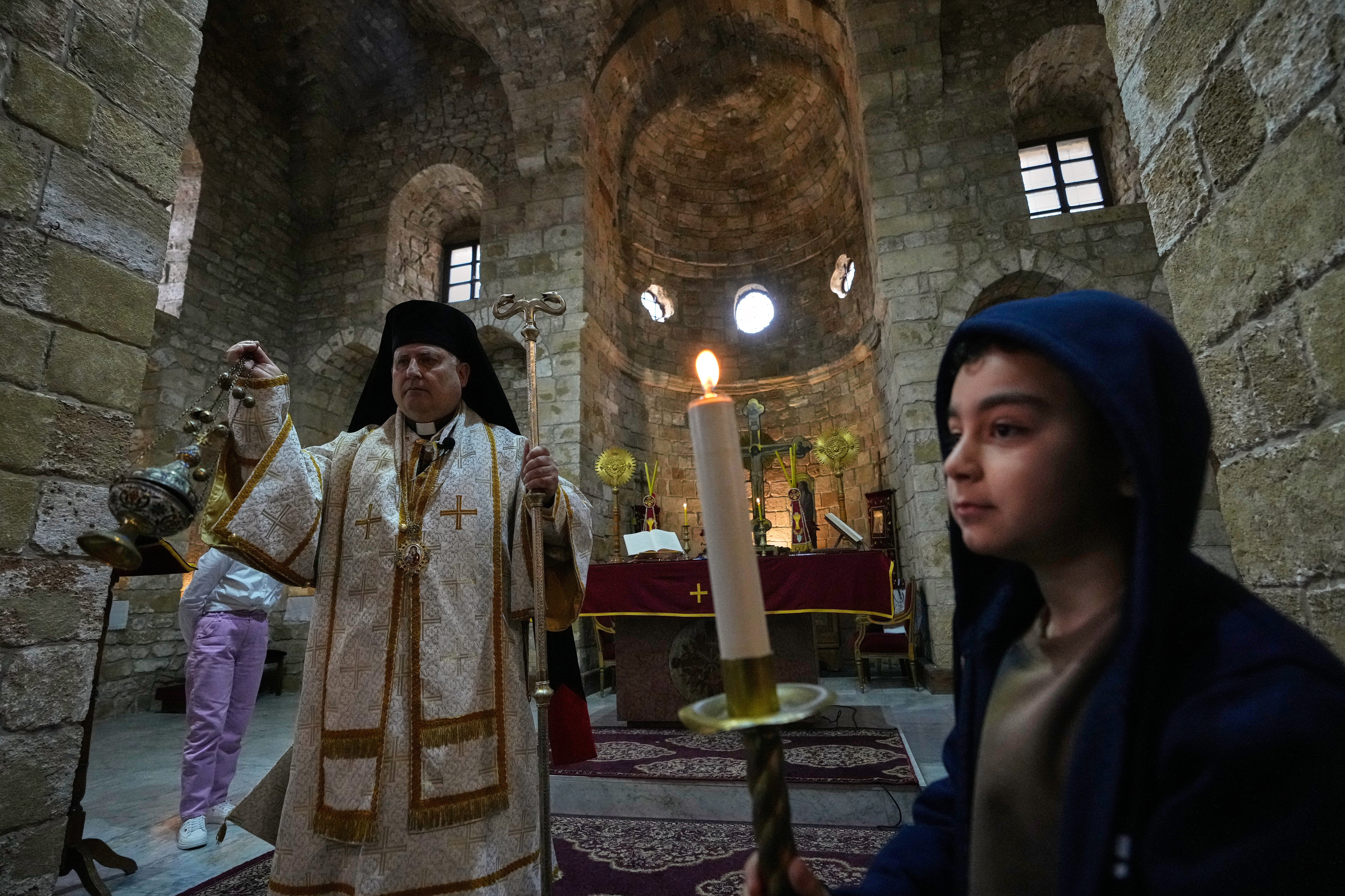 Palm Sunday celebrations endure amid Israel-Hezbollah conflict in Lebanon