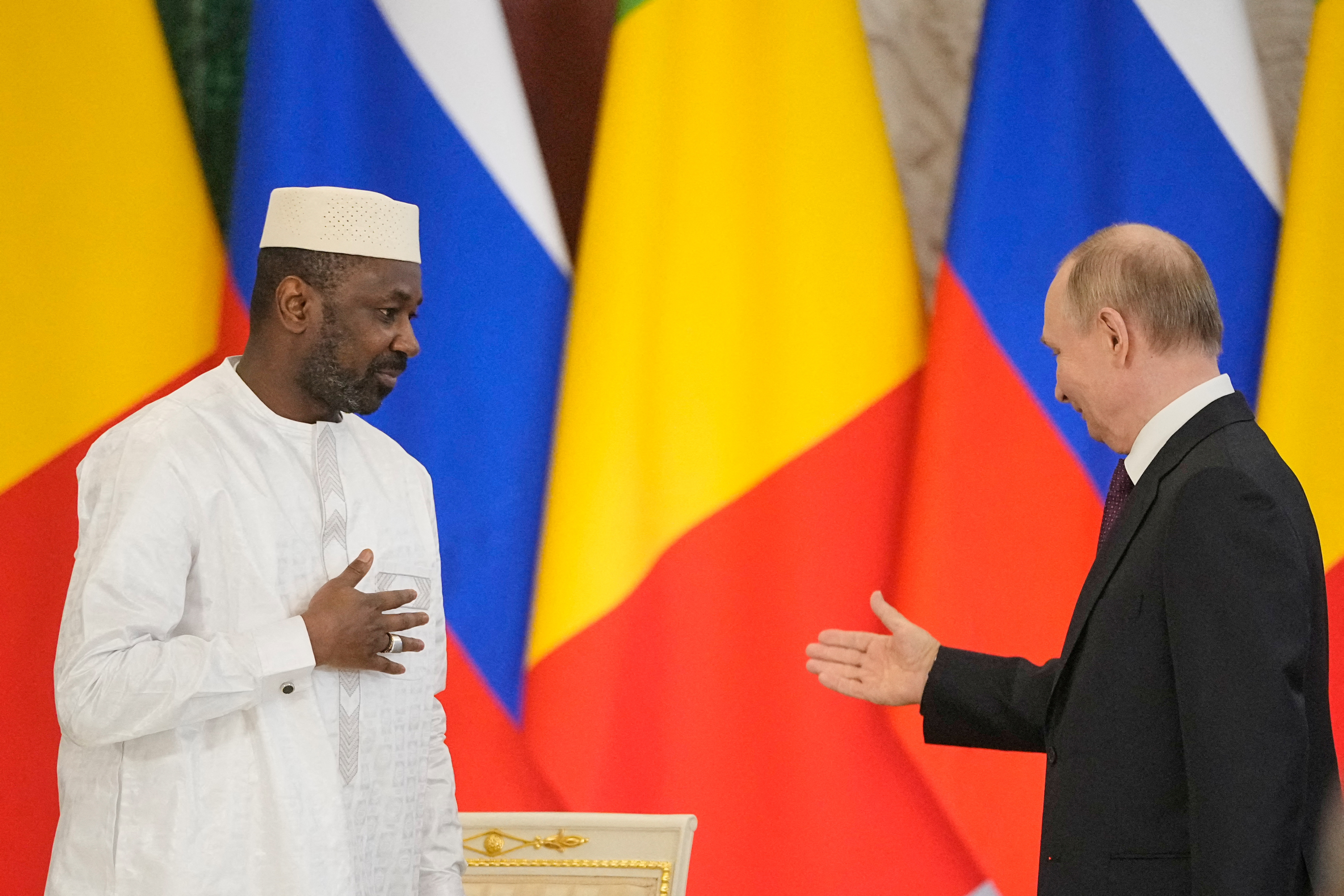 Russian President Vladimir Putin and Interim President of the Republic of Mali Assimi Goita