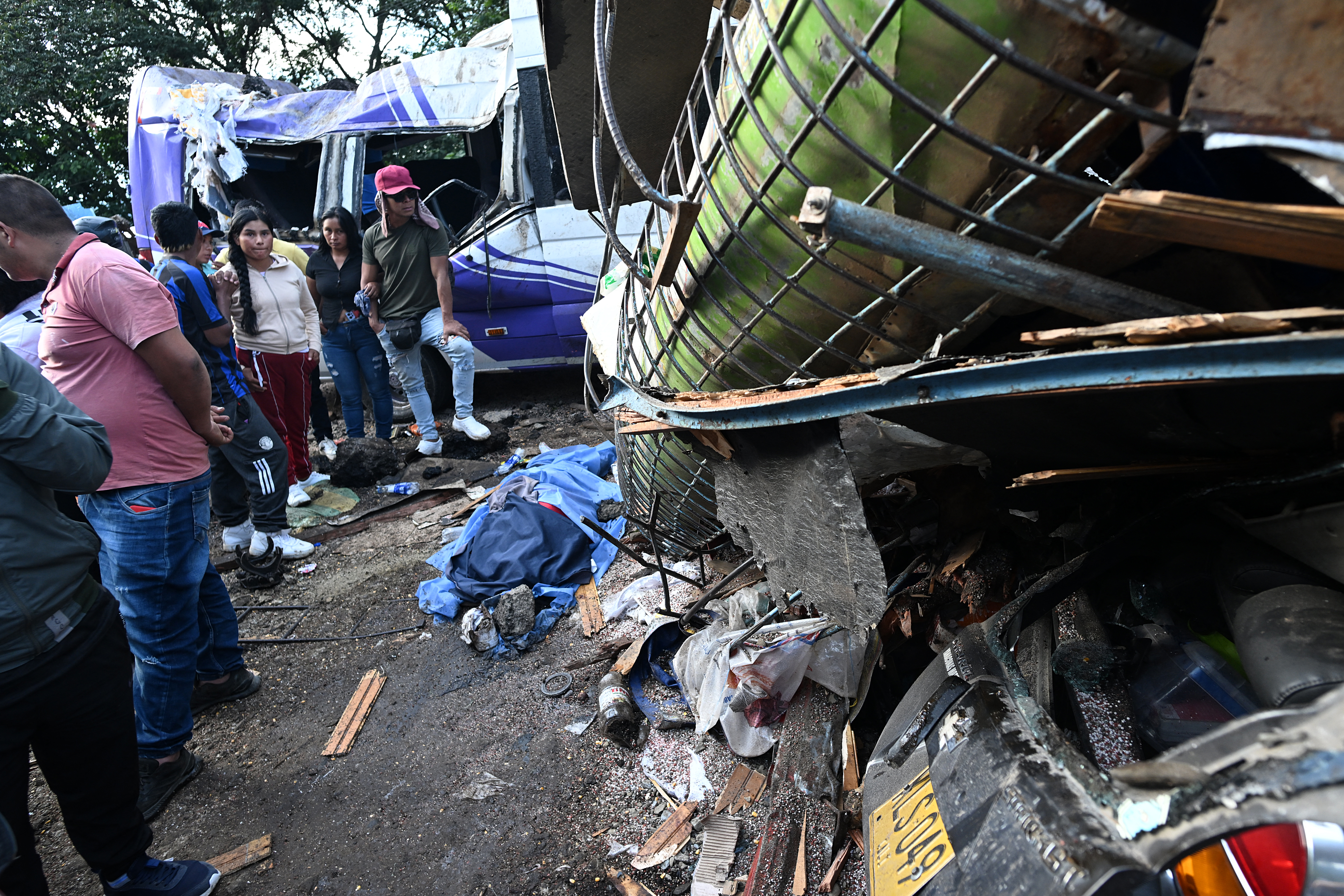 Bomb attack on Colombia highway kills 19 ahead of election