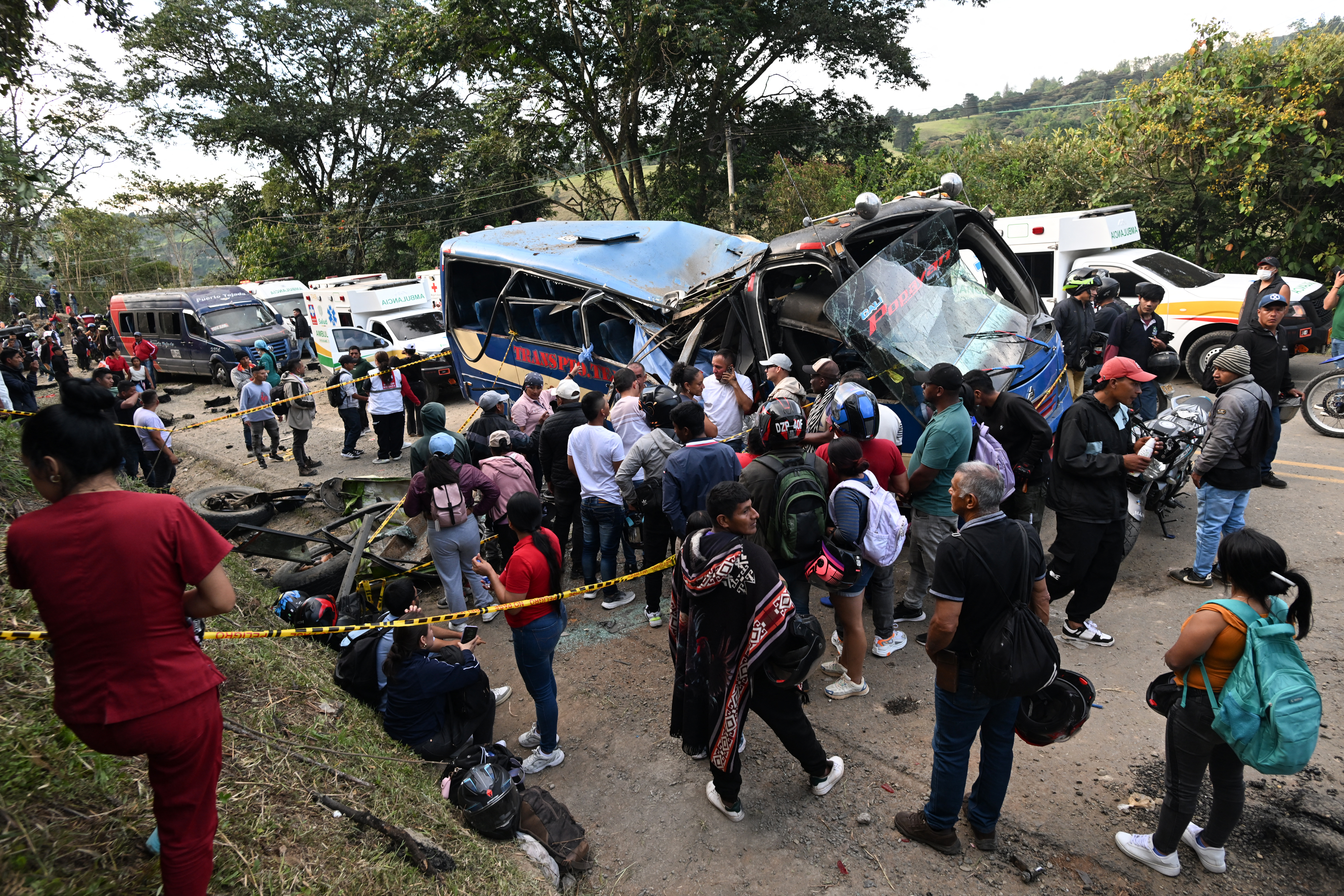 Bomb attack on Colombia highway kills 19 ahead of election