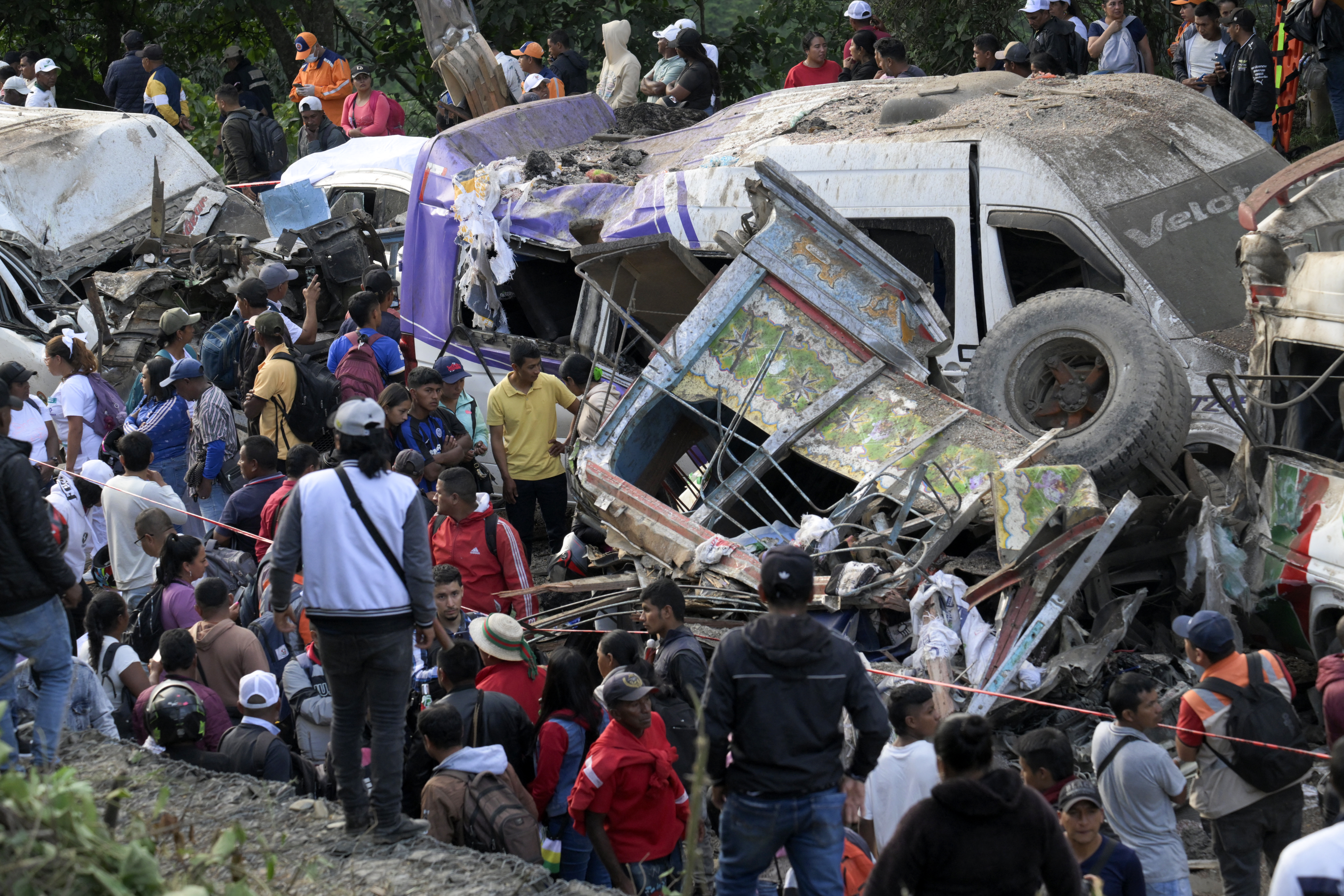 Bomb attack on Colombia highway kills 19 ahead of election