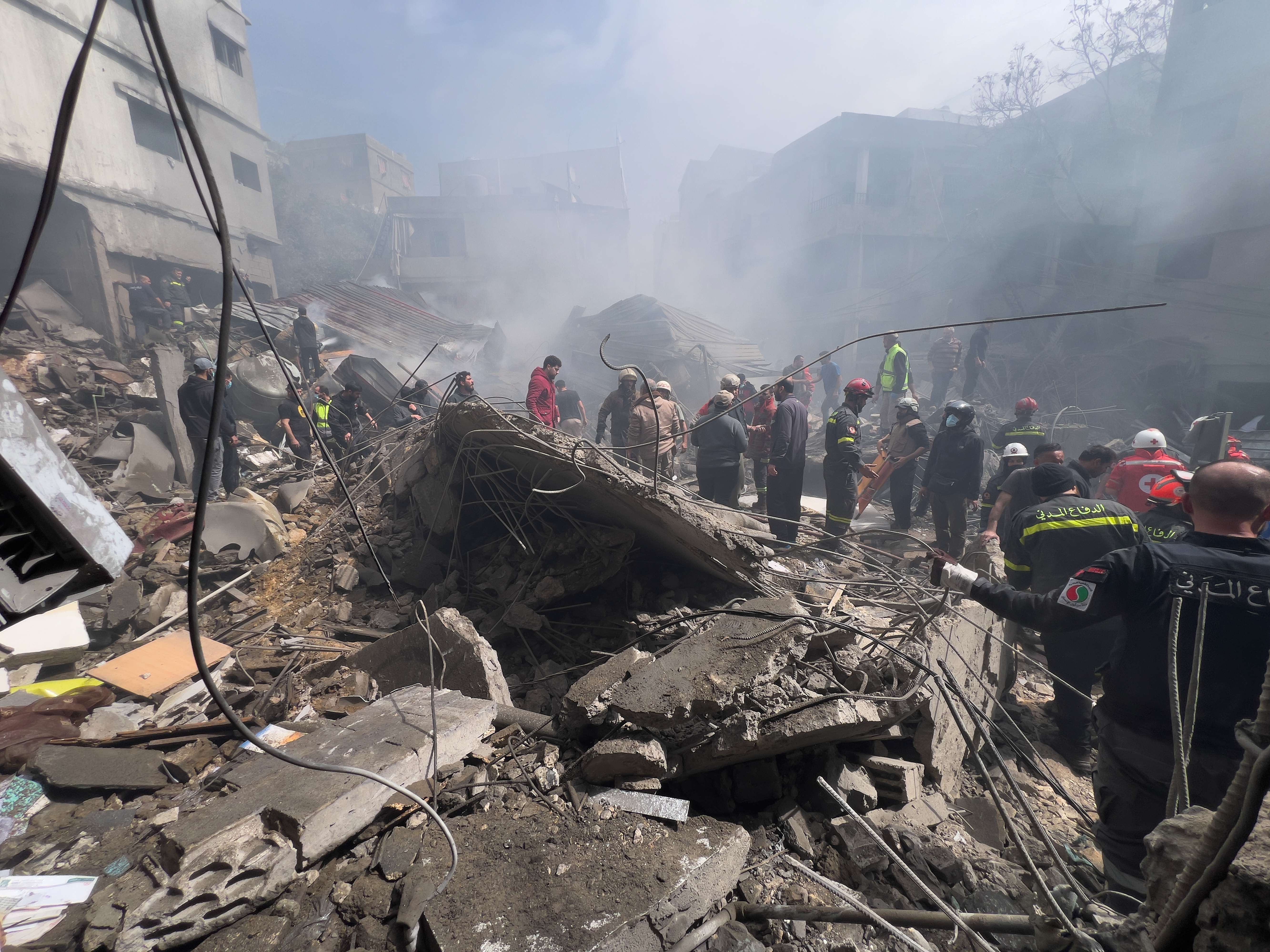 Israeli airstrikes devastate Lebanese villages and displace Millions