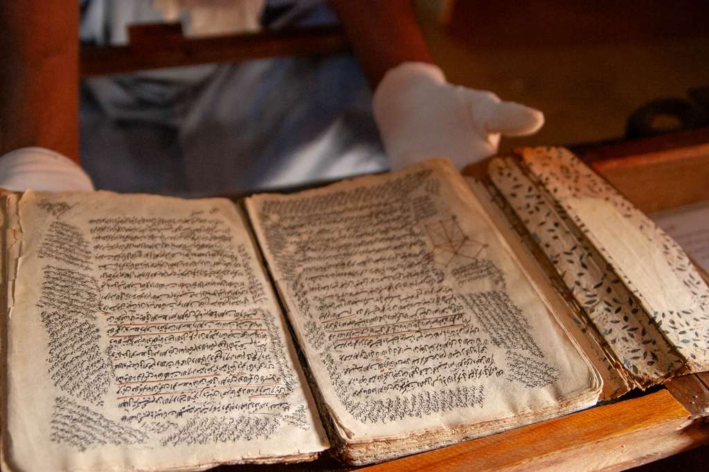 Rare manuscripts shown in one of Chinguetti’s last libraries