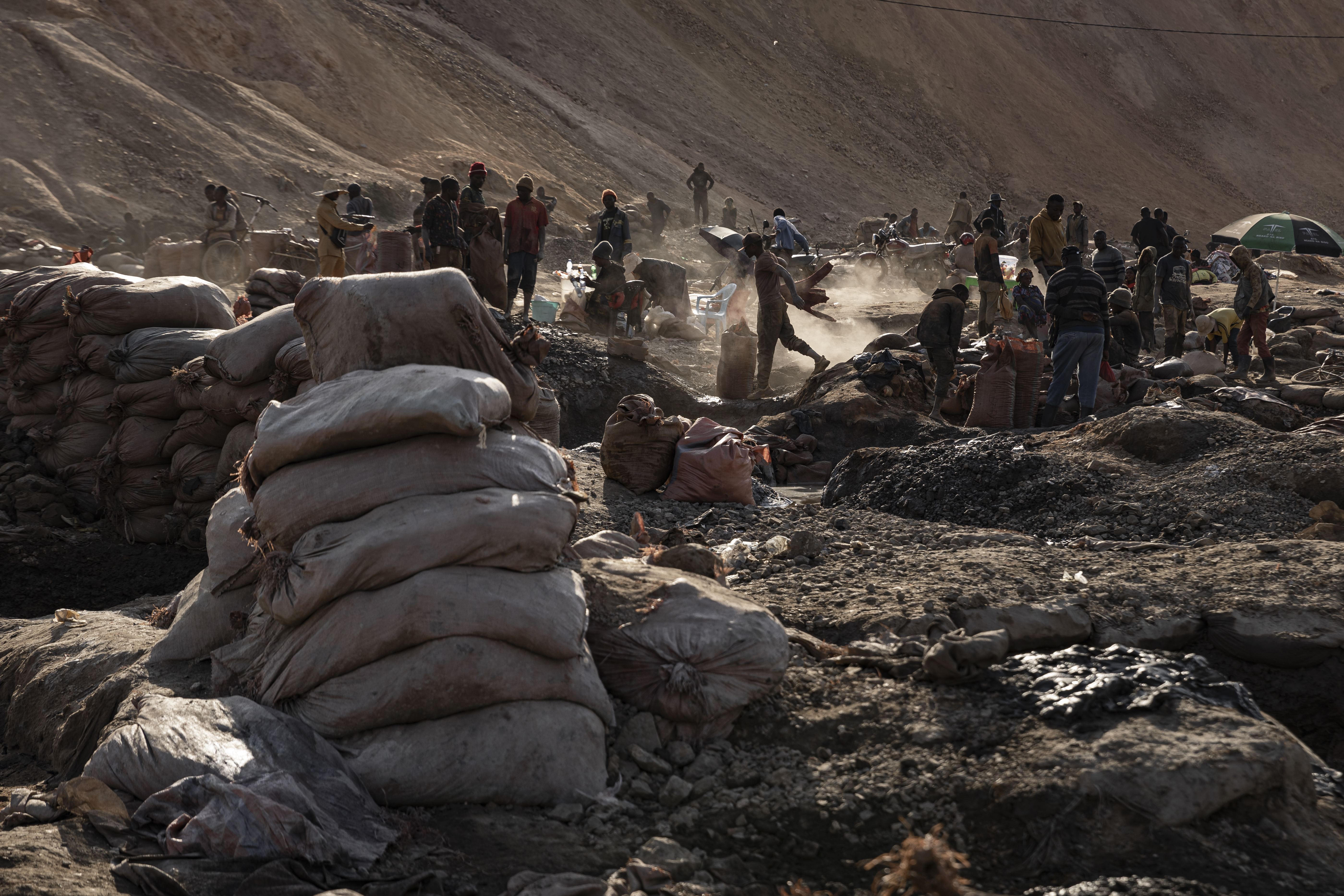 KOLWEZI, DEMOCRATIC REPUBLIC OF CONGO - MAY 26: A view of an artisanal cobalt and copper mining site on May 26, 2025 in Kolwezi, Democratic Republic of Congo. (Photo by Michel Lunanga/Getty Images)