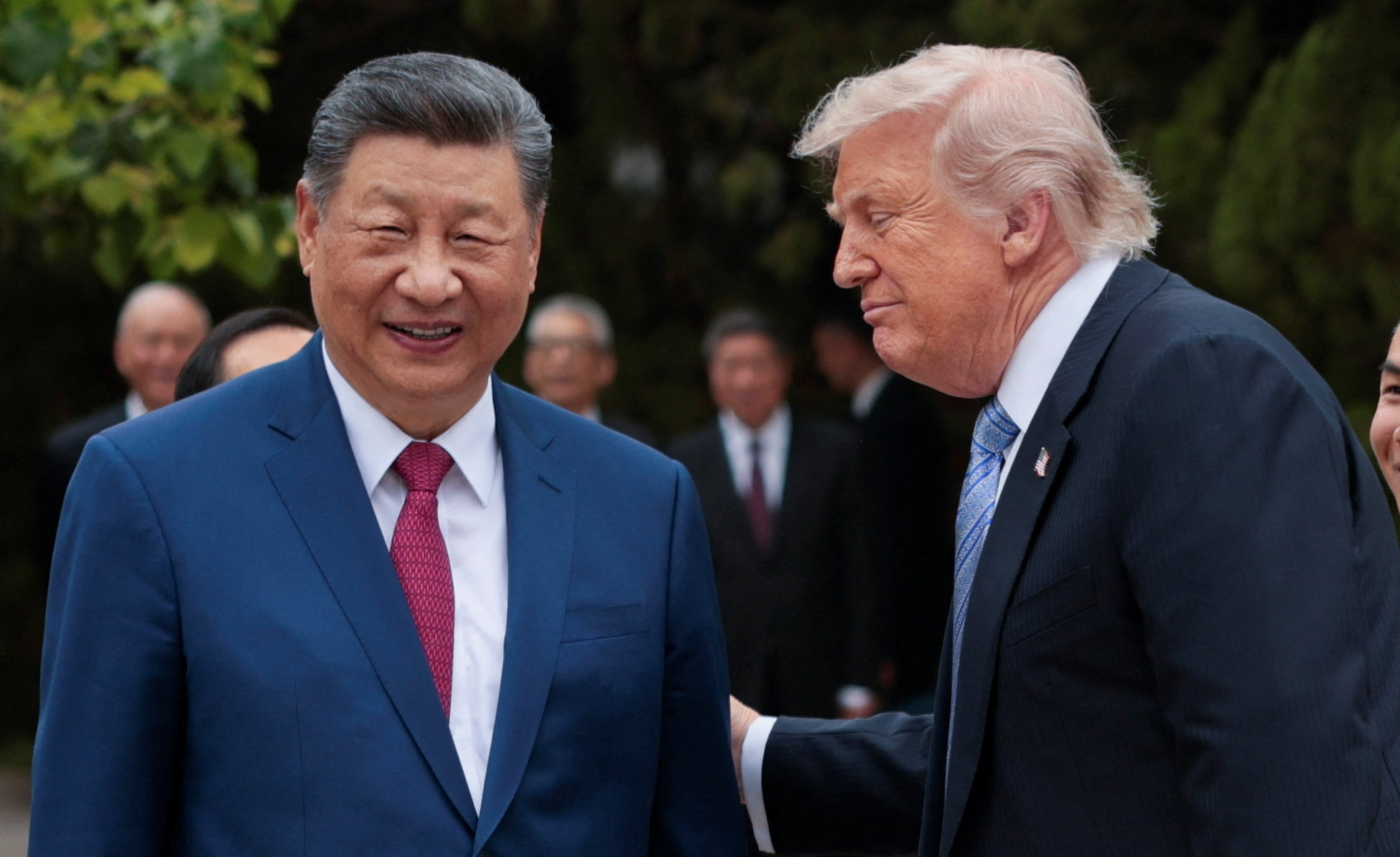 US President Donald Trump speaks with Chinese President Xi Jinping.