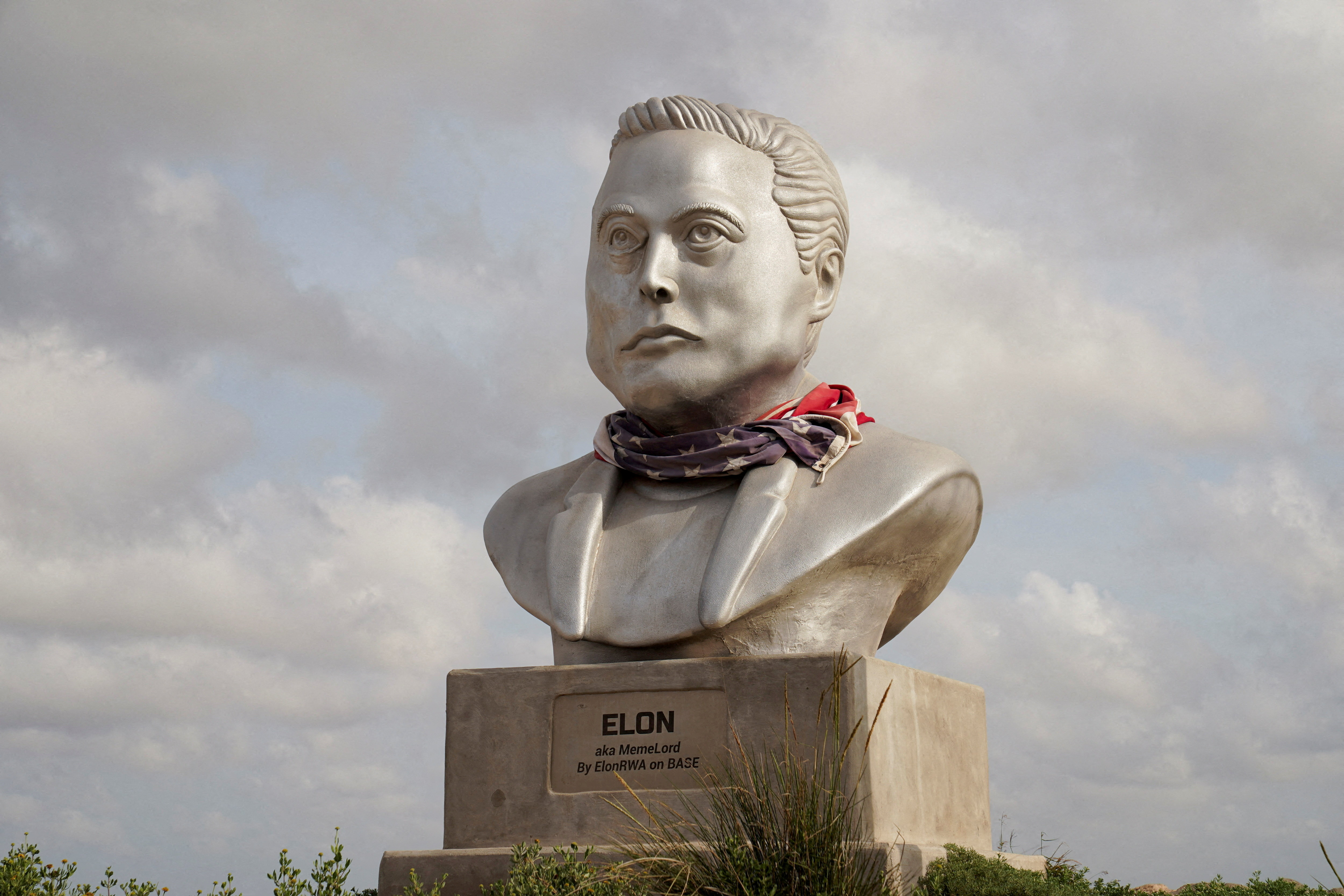 FILE PHOTO: A bust of Elon Musk, as SpaceX prepares to file for an initial public offering (IPO), in Brownsville, Texas, U.S. March 31, 2026. REUTERS/Gabriel V. Cardenas/File Photo