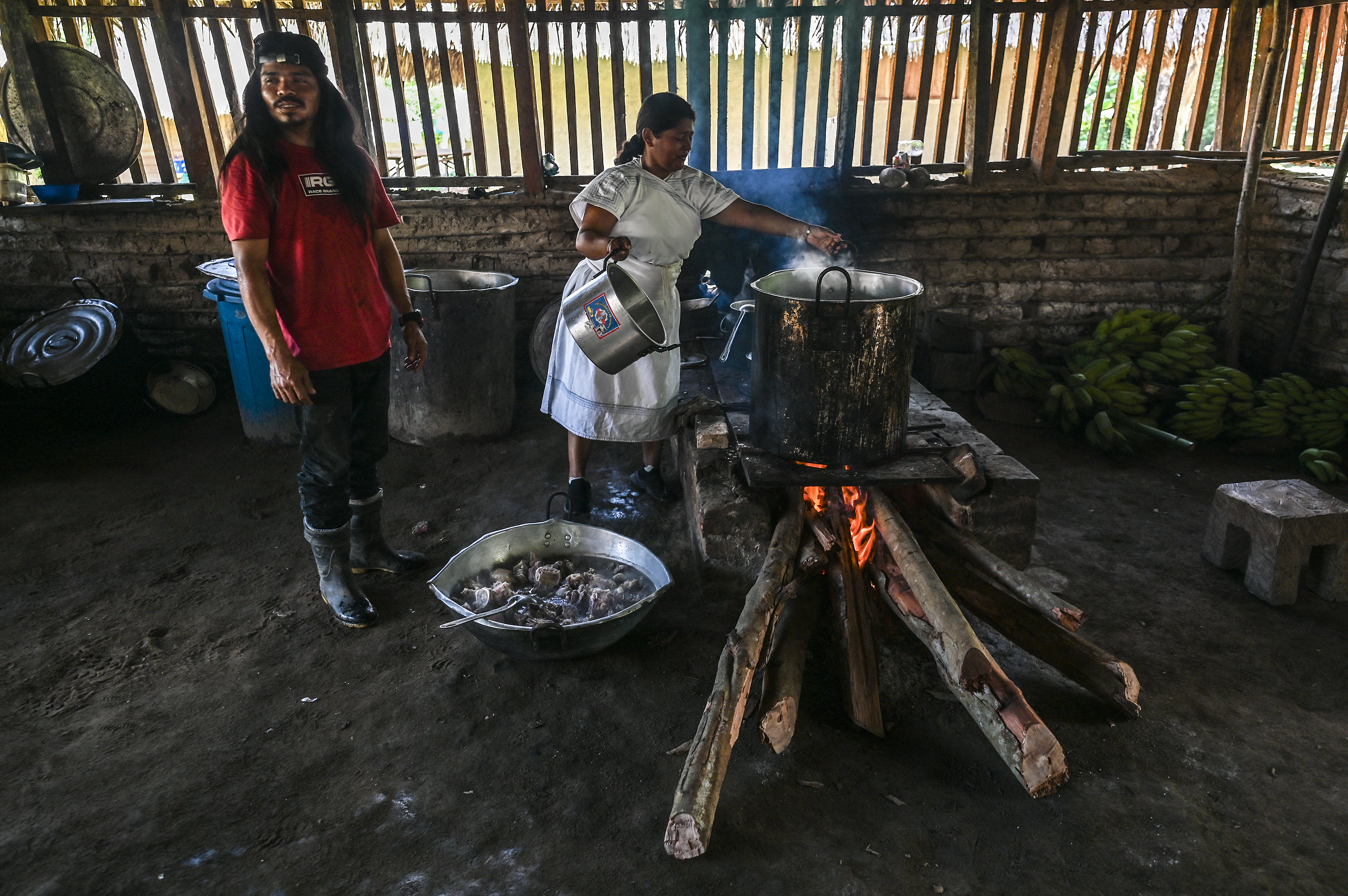 Colombia tourist jewel plagued by violence