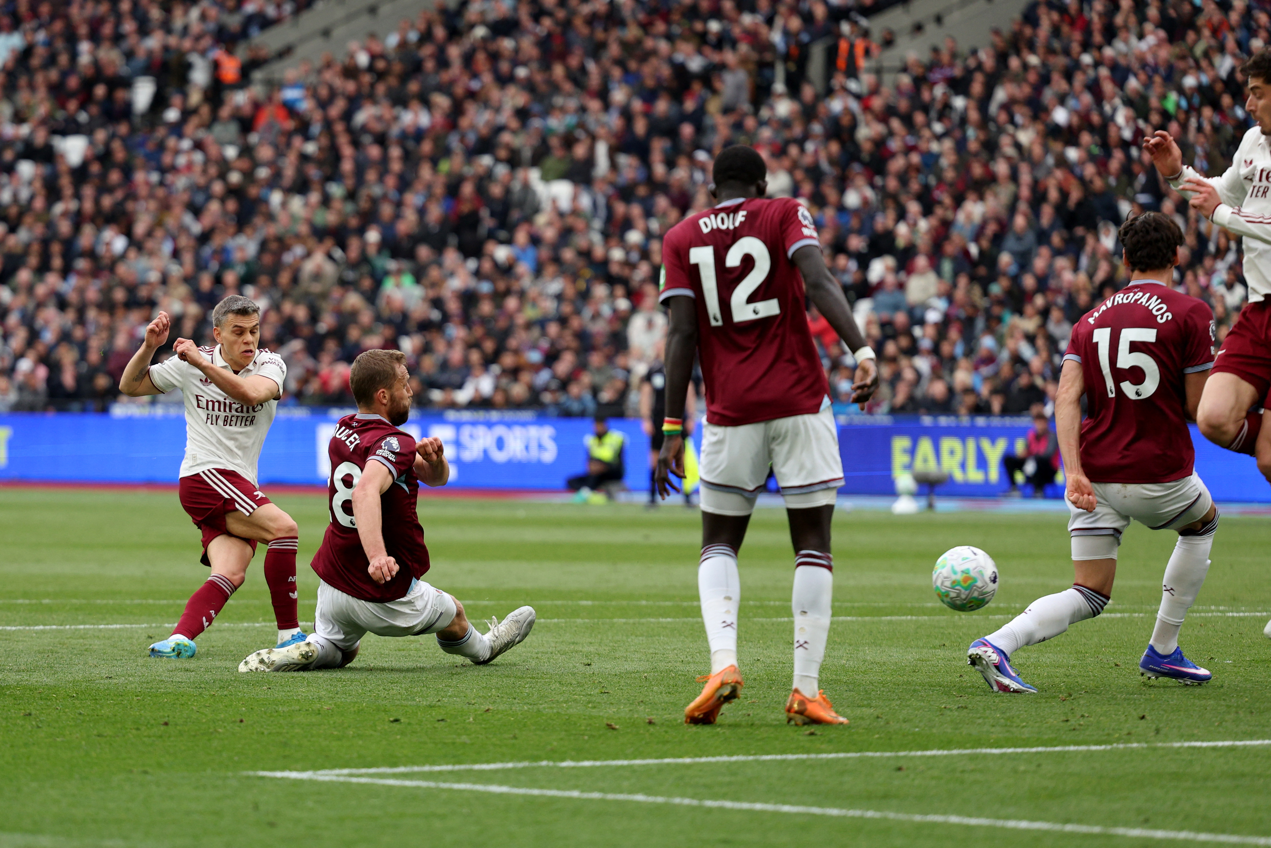 Leandro Trossard scores his goal for Arsenal seven minutes from full time