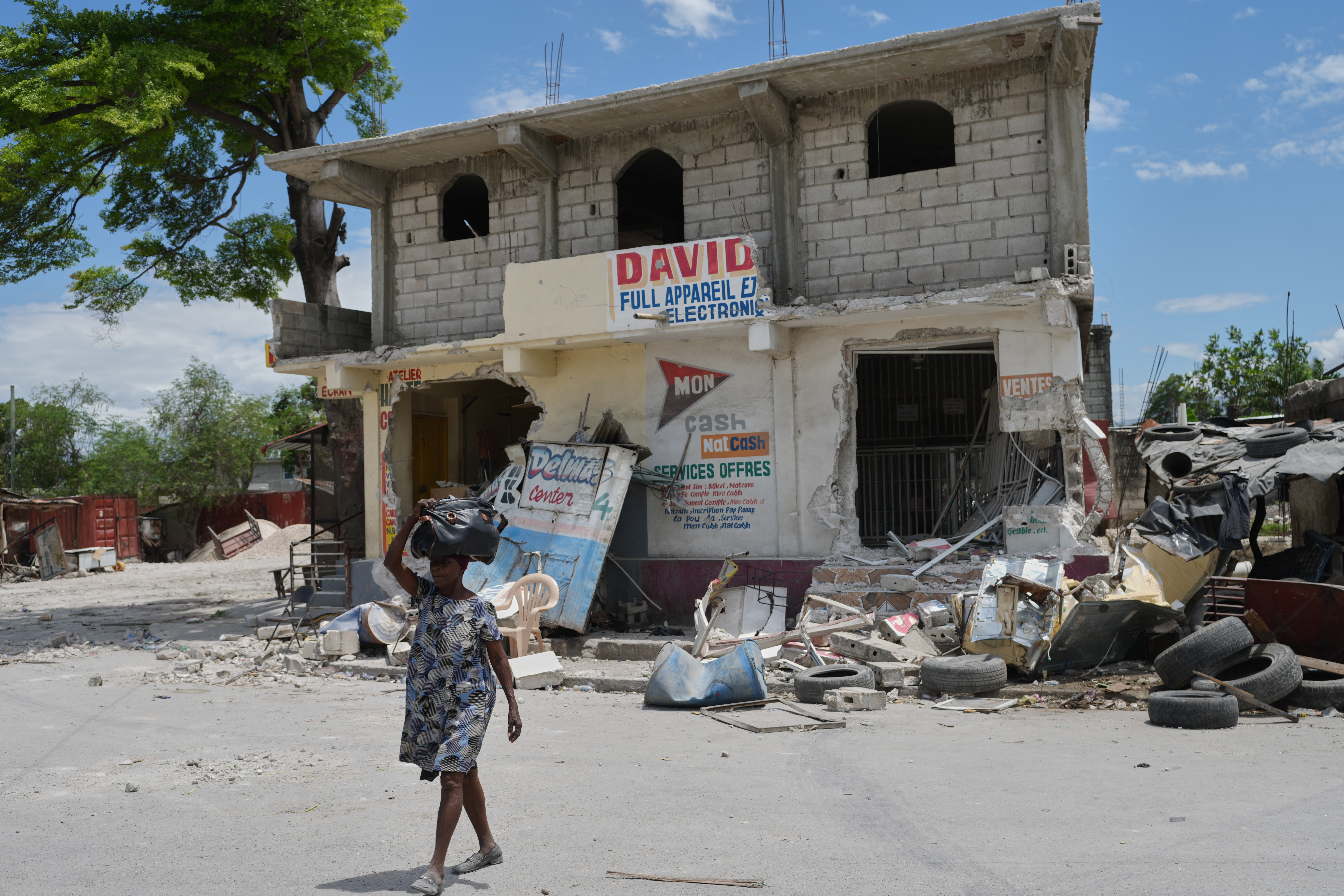 Gang violence displaces hundreds in Haiti's Cite Soleil