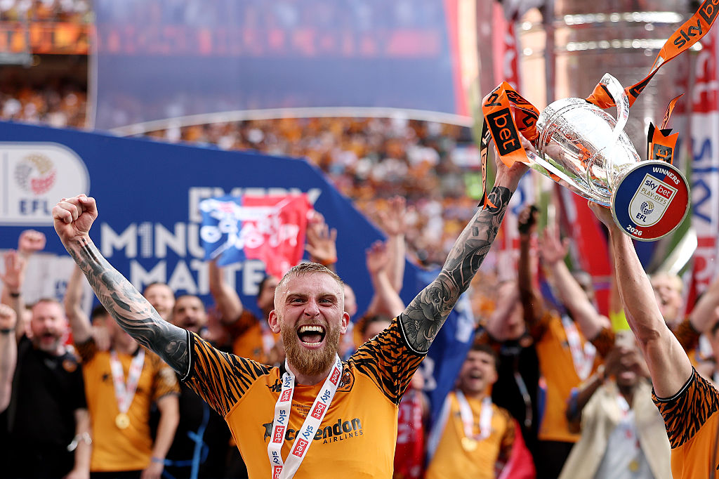 Oliver McBurnie of Hull City celebrates with the EFL Sky Bet Championship Play off Final trophy after the Sky Bet Championship Final match between Hull City and Middlesbrough at Wembley Stadium