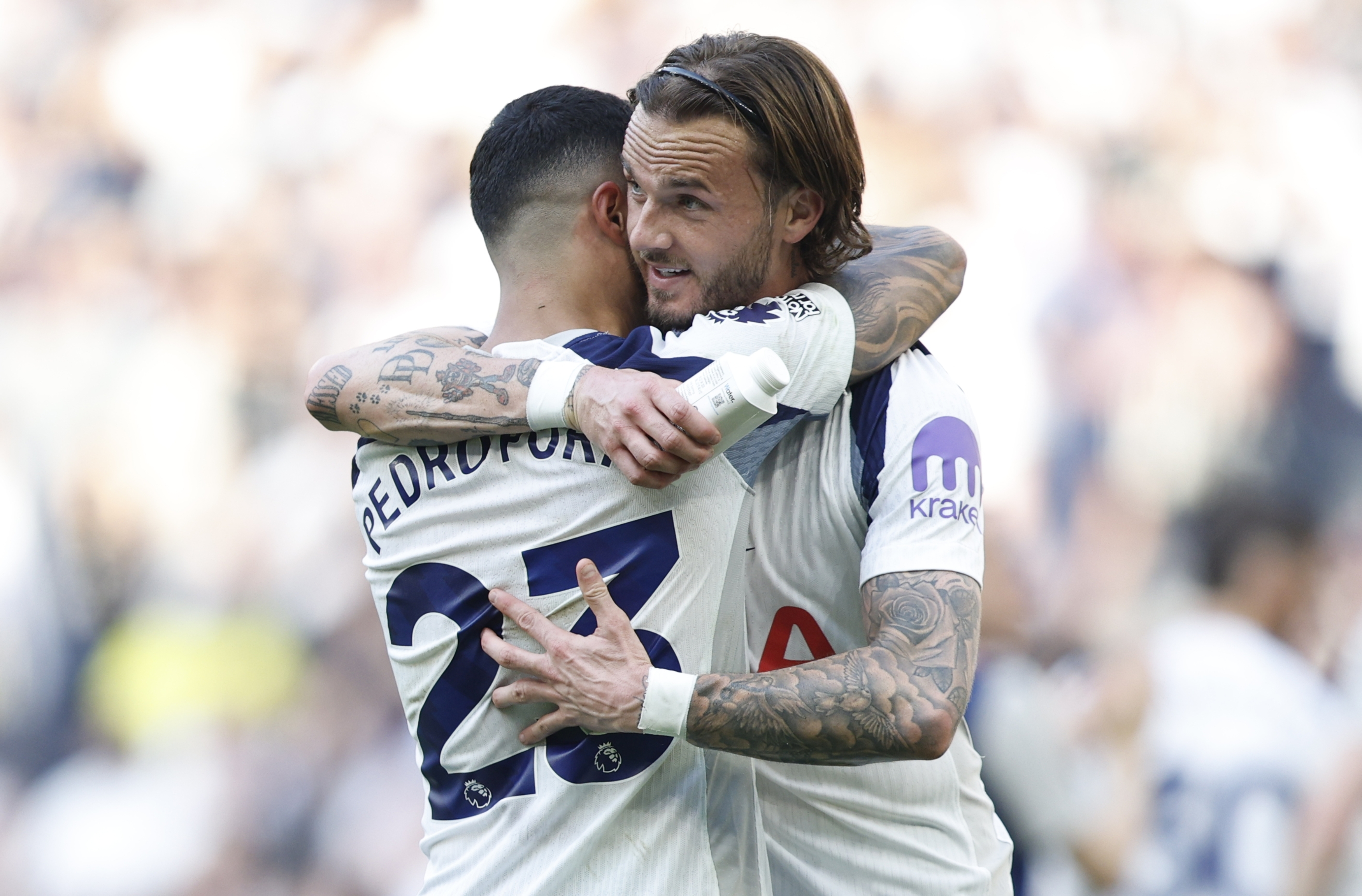 epa12991091 Tottenham's James Maddison (R) and Pedro Porro (L) celebrate after the English Premier League match Tottenham Hotspur against Everton FC, in London, Britain, 24 May 2026. EPA/DAVID CLIFF EDITORIAL USE ONLY. No use with unauthorized audio, video, data, fixture lists, club/league logos, 'live' services or NFTs. Online in-match use limited to 120 images, no video emulation. No use in betting, games or single club/league/player publications.