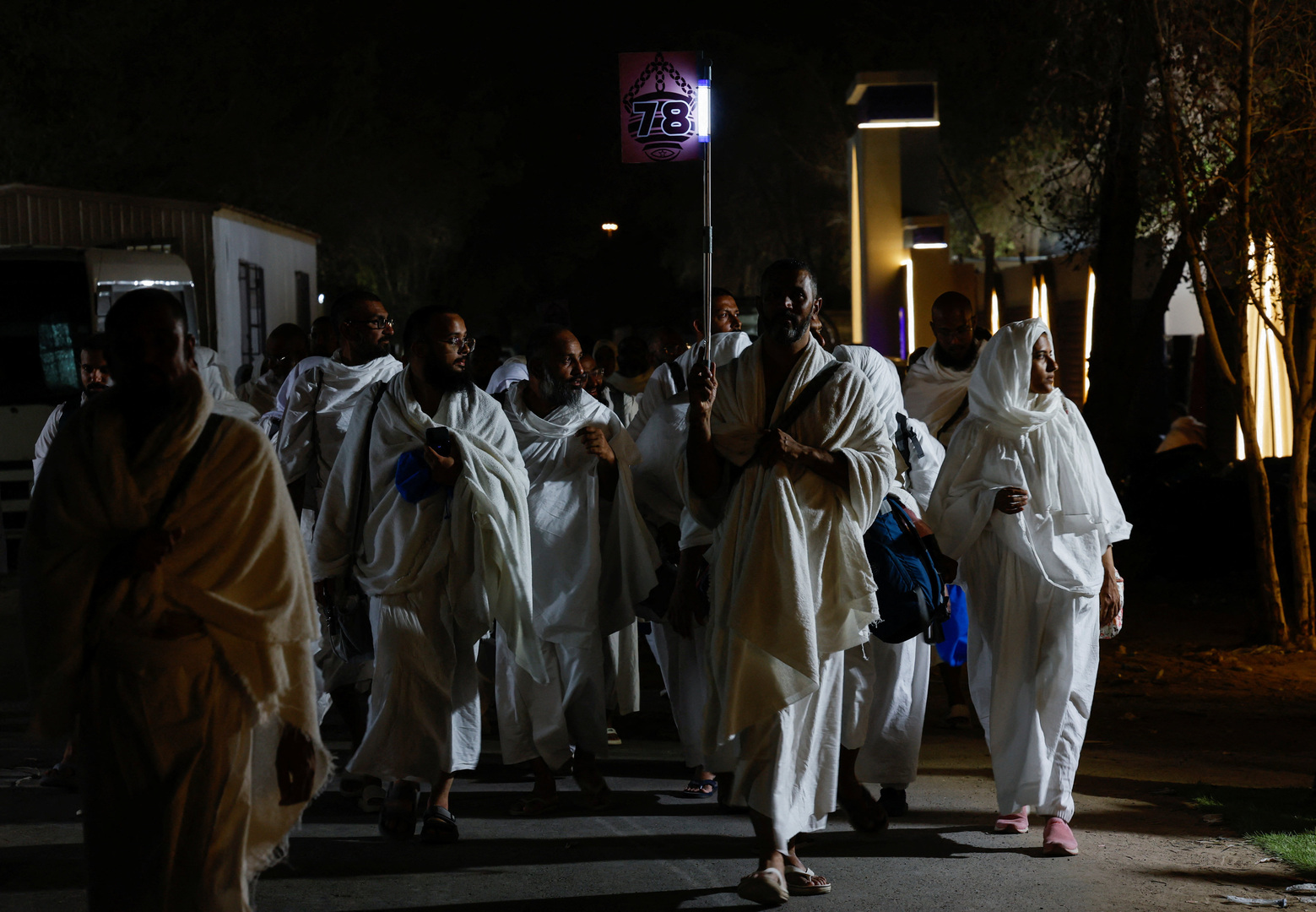 Hajj pilgrims arrive near Mecca ahead of Arafah Day