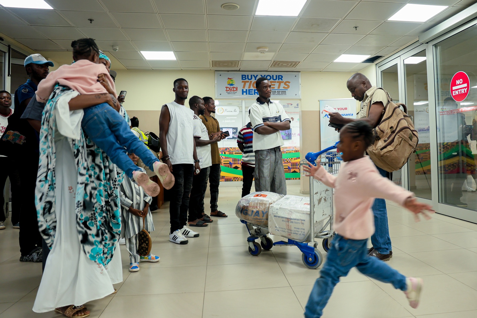 Ghana welcomes home citizens evacuated from South Africa