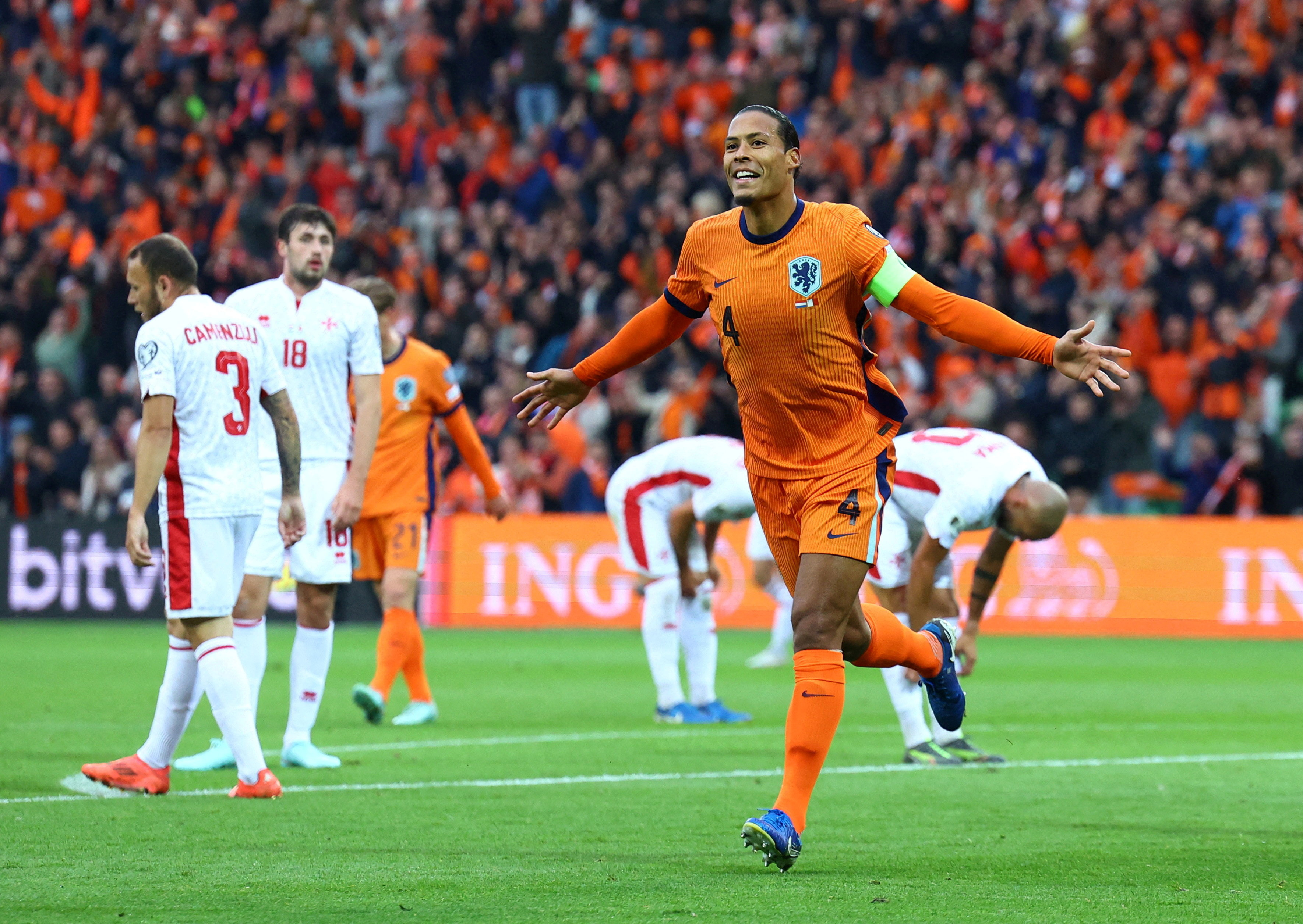 FILE PHOTO: Soccer Football - World Cup - European Qualifiers - Group G - Netherlands v Malta - Euroborg Stadion, Groningen, Netherlands - June 10, 2025 Netherlands' Virgil van Dijk celebrates scoring their third goal REUTERS/Piroschka Van De Wouw/File Photo