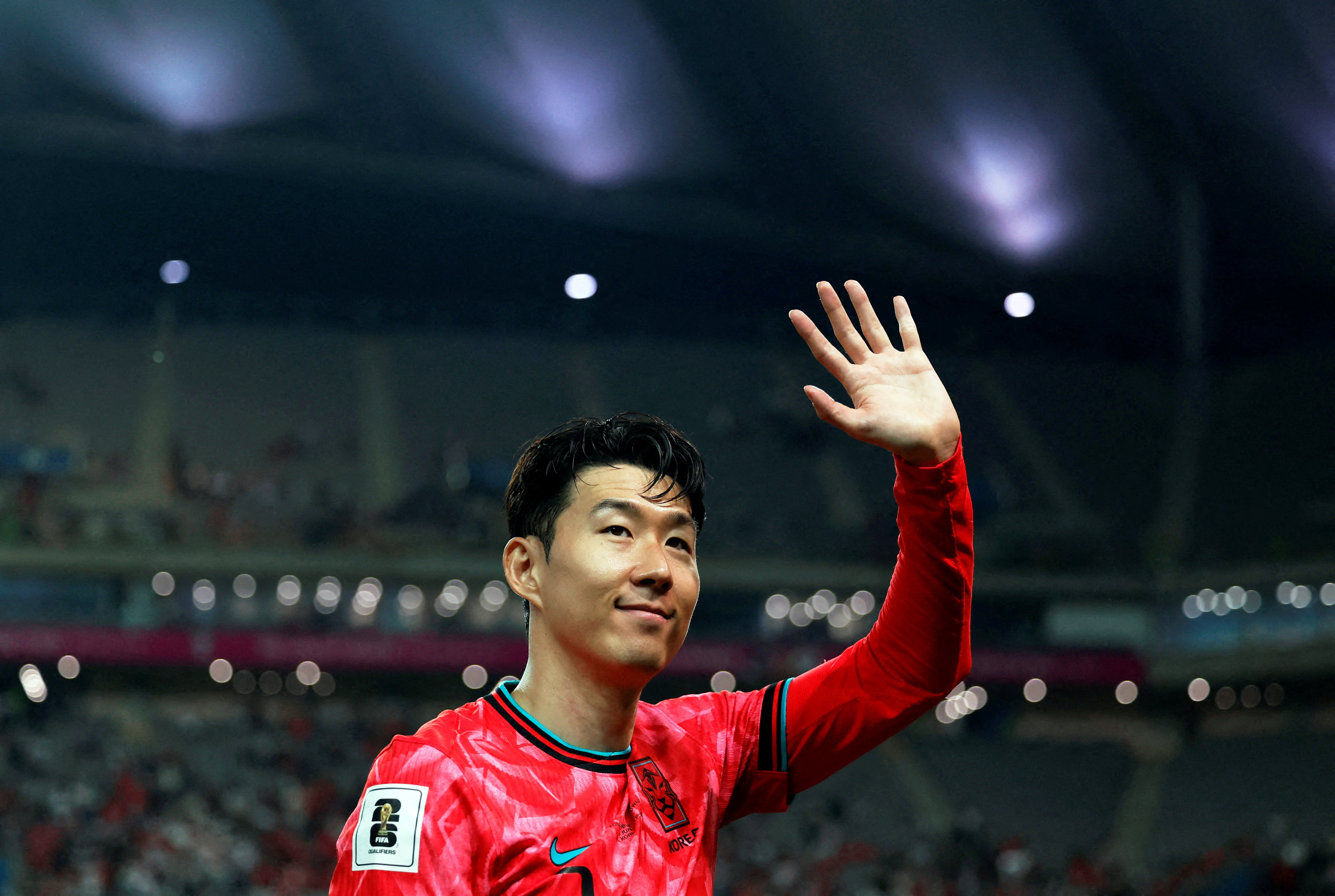 FILE PHOTO: Soccer Football - World Cup - AFC Qualifiers - Group B - South Korea v Kuwait - Seoul World Cup Stadium, Seoul, South Korea - June 10, 2025 South Korea's Son Heung Min waves to the fans after the match REUTERS/Kim Soo-Hyeon/File Photo