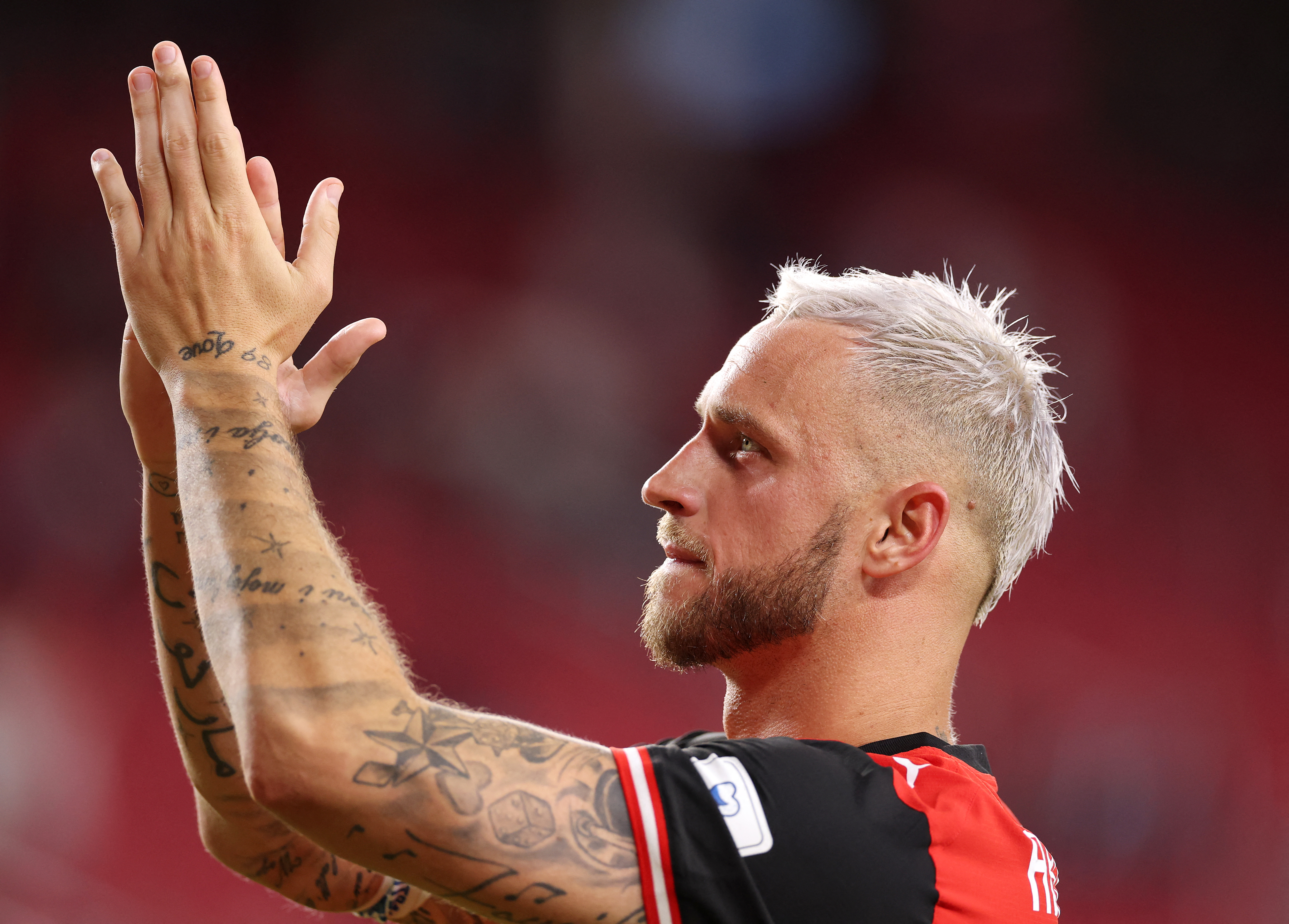 SANTA CLARA, CALIFORNIA - JUNE 16: Marko Arnautovic #7 of Austria applauds fans after the team's 3-1 victory in the FIFA World Cup 2026 Group J match between Austria and Jordan at San Francisco Bay Area Stadium on June 16, 2026 in Santa Clara, California. Stu Forster/Getty Images/AFP (Photo by Stu Forster / GETTY IMAGES NORTH AMERICA / Getty Images via AFP)