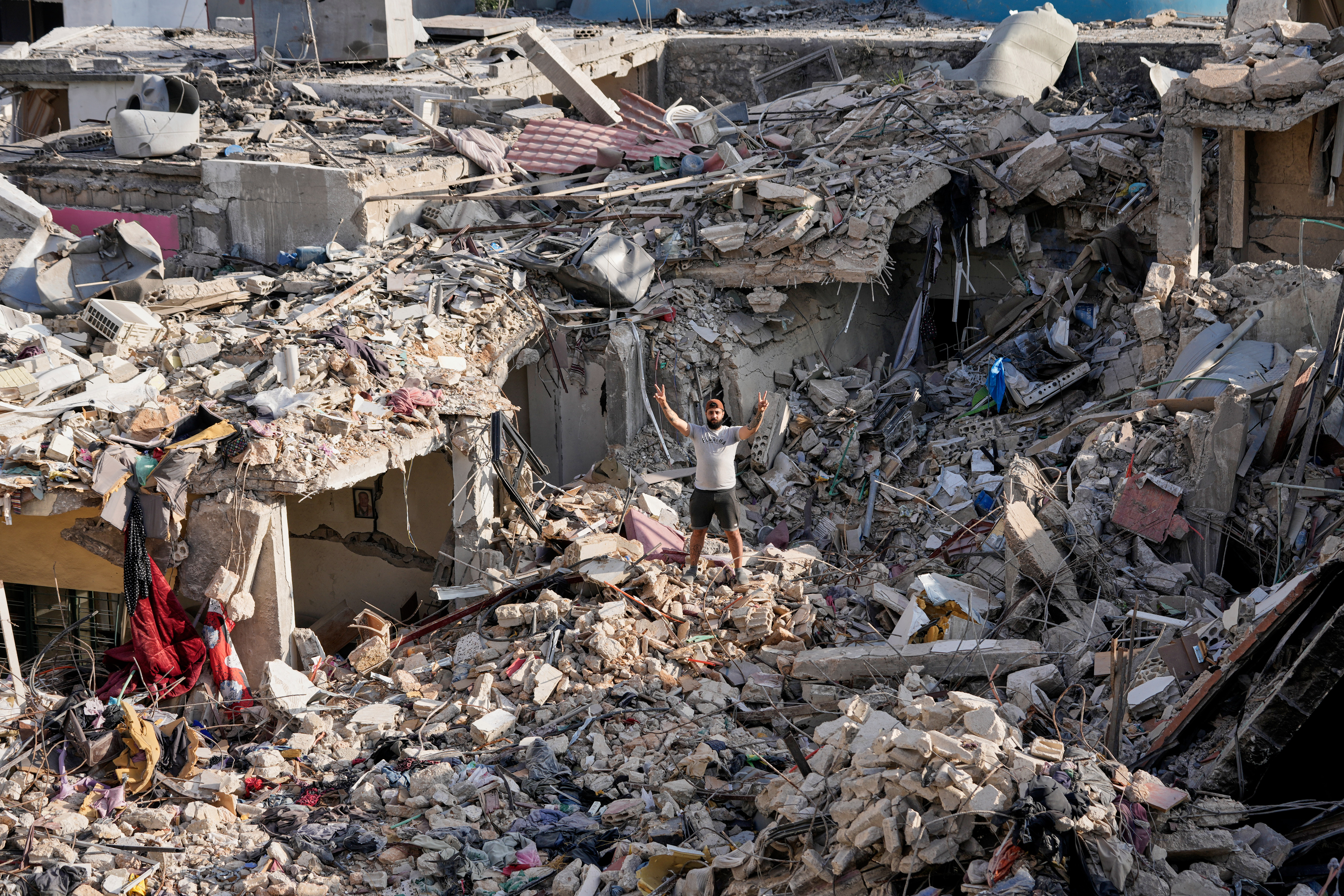 https://www.aljazeera.com/gallery/2026/6/16/families-return-to-shattered-towns-as-fragile-ceasefire-holds-in-lebanon