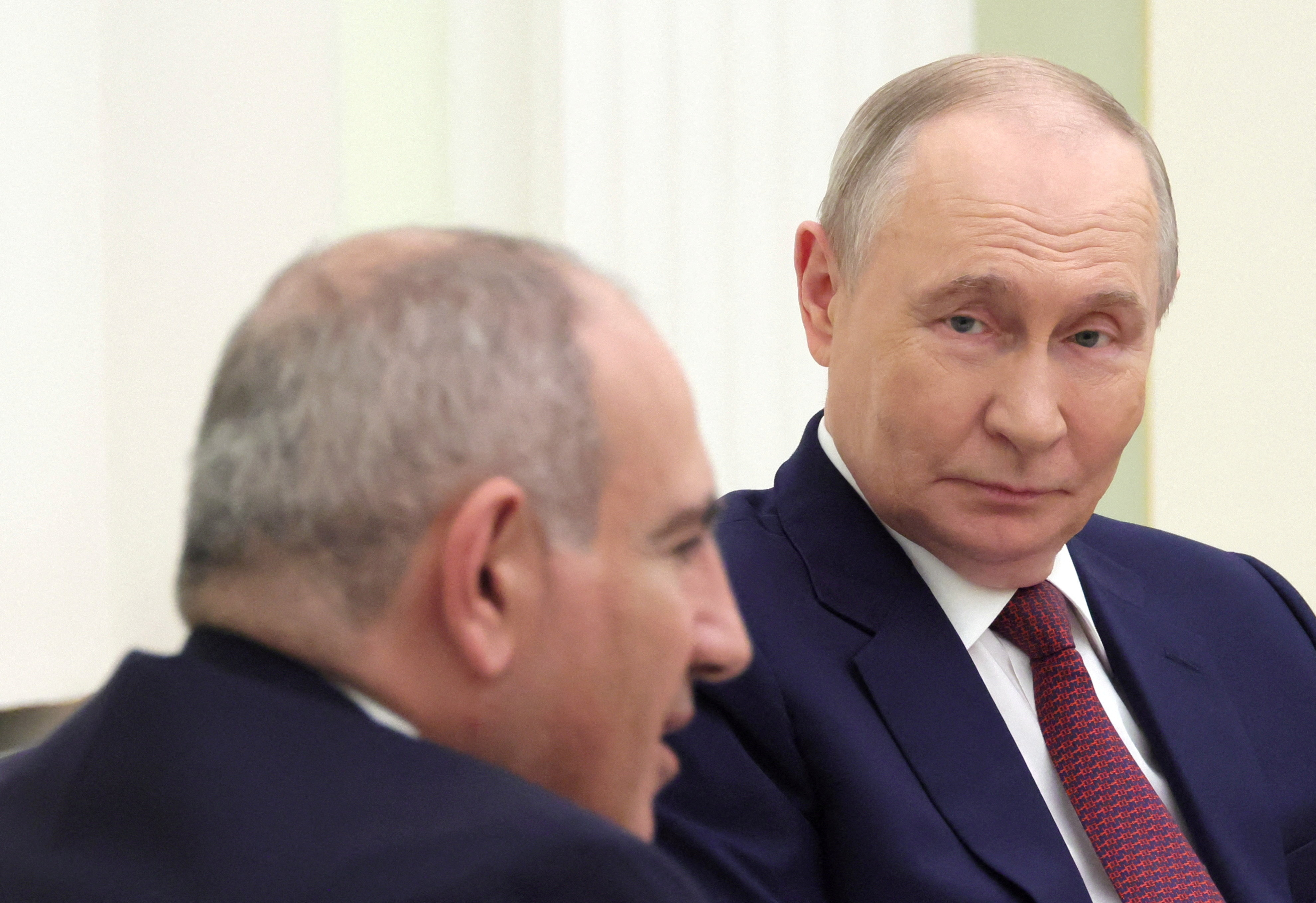 FILE PHOTO: Russian President Vladimir Putin and Armenian Prime Minister Nikol Pashinyan attend a meeting at the Kremlin in Moscow, Russia, April 1, 2026. Sputnik/Mikhail Metzel/Pool via REUTERS ATTENTION EDITORS - THIS IMAGE WAS PROVIDED BY A THIRD PARTY./File Photo