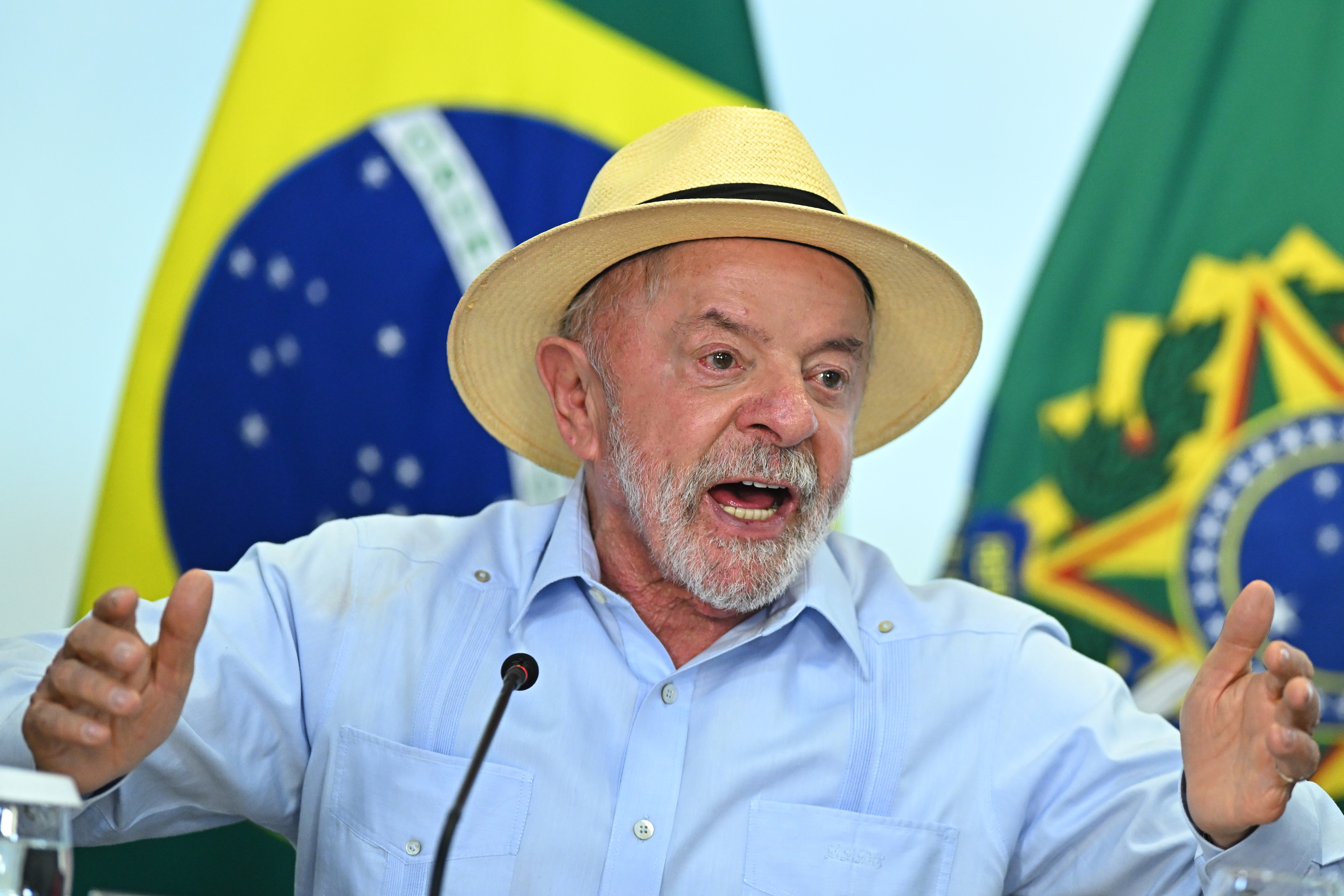 epa13152874 Brazilian President Luiz Inacio 'Lula' da Silva speaks at the signing of the Conversion Bill (PLV) that consolidates the regulations for compliance with the national policy on minimum rates for road freight transport at the Planalto Palace in Brasilia, Brazil, 05 August 2026. EPA/Andre Borges