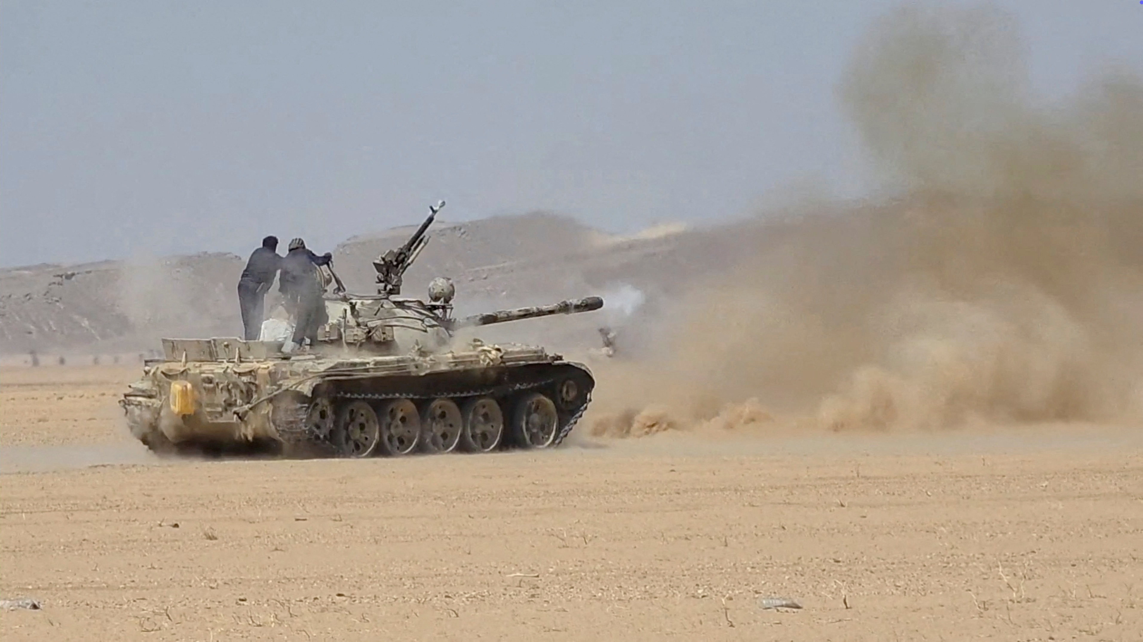 Saudi-backed Yemeni government forces clash with Yemen's Iran-aligned Houthis in a location given as near Al-Hazm