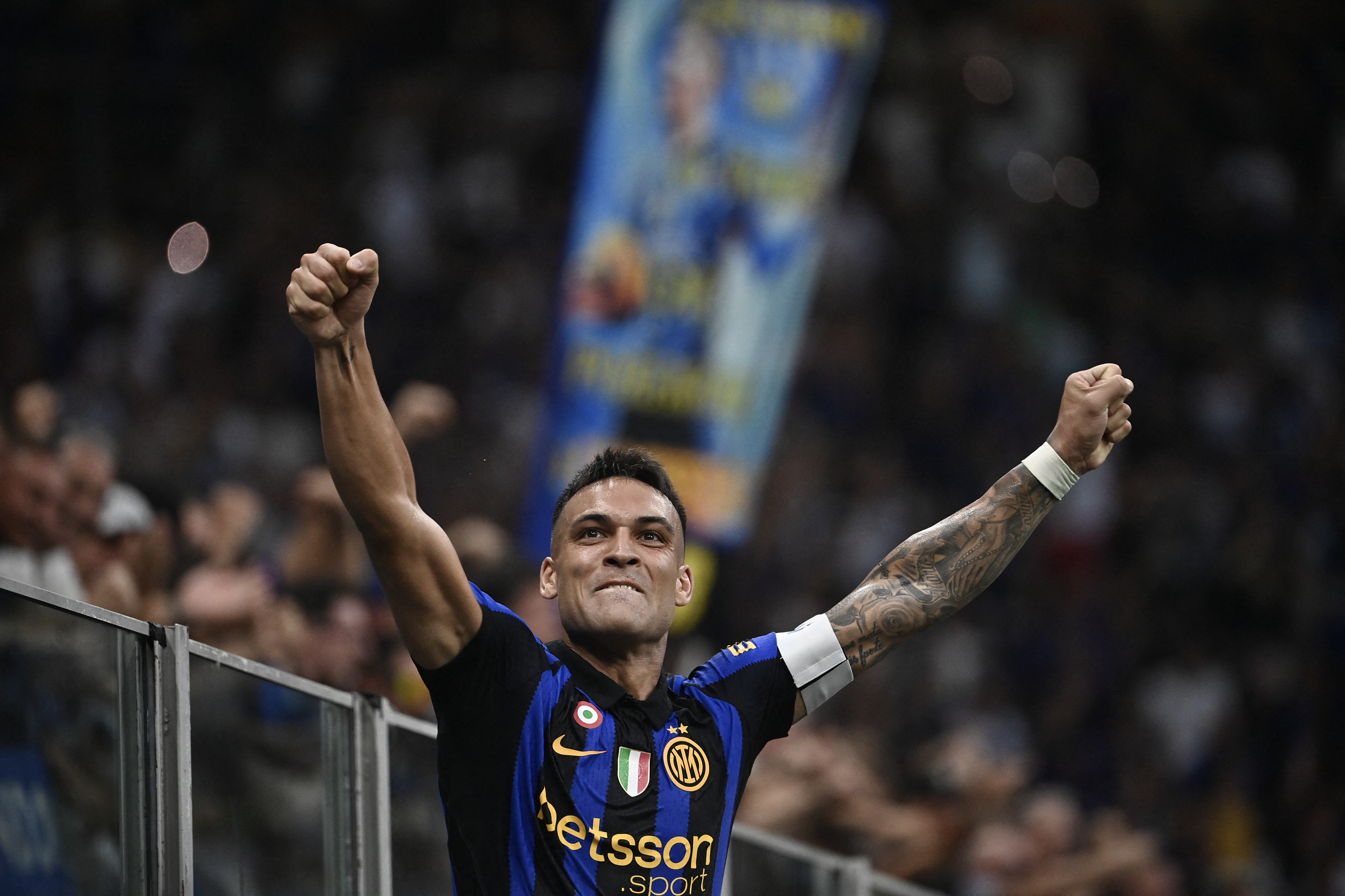 Inter Milan's Argentinian forward #10 Lautaro Martinez celebrates scoring his team's third goal during the Italian Serie A football match between Inter Milan and Napoli at the San Siro stadium in Milan on September 5, 2026. (Photo by Isabella BONOTTO / AFP)